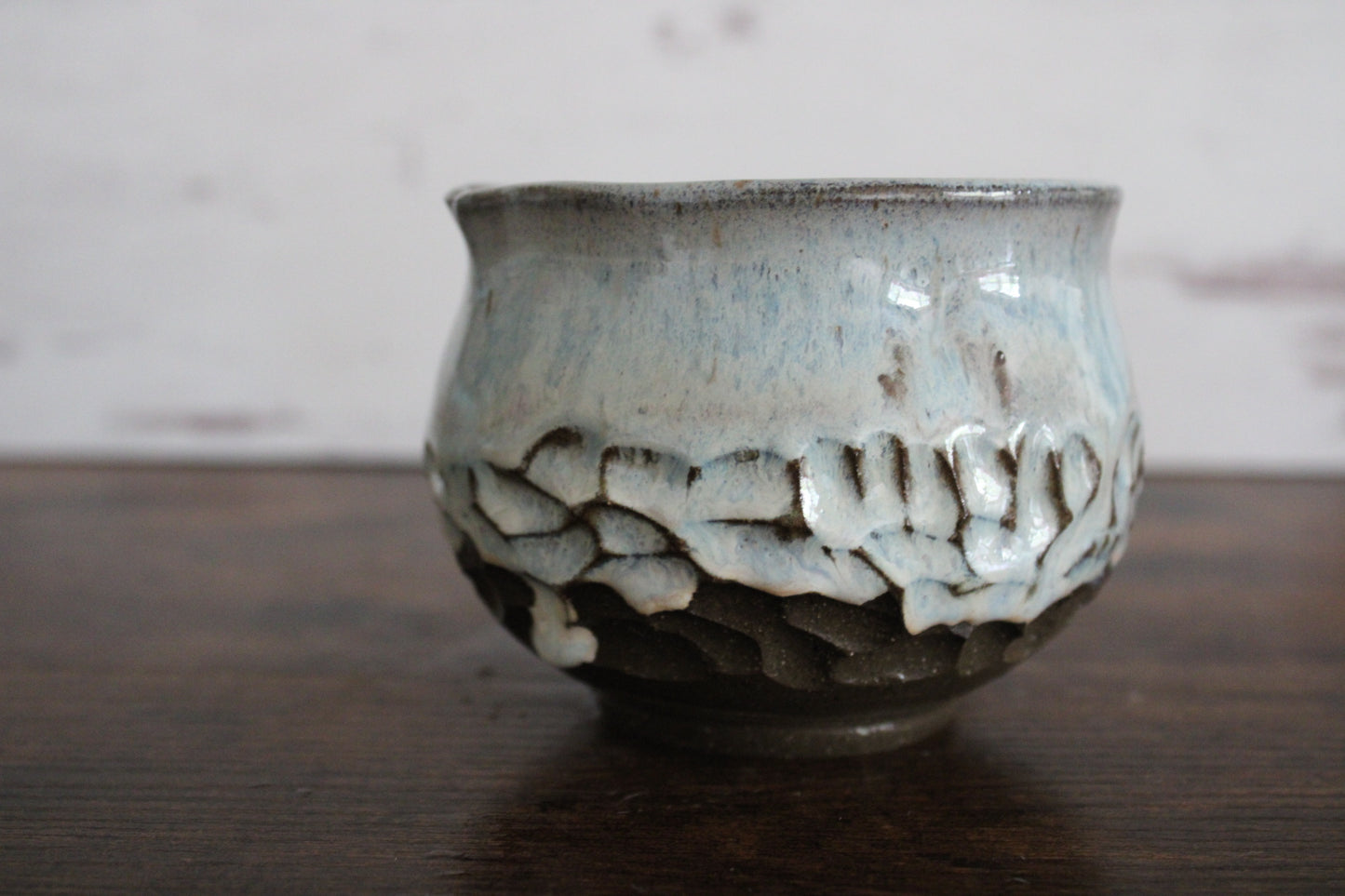 Snowy on the Rocks Tea Bowl