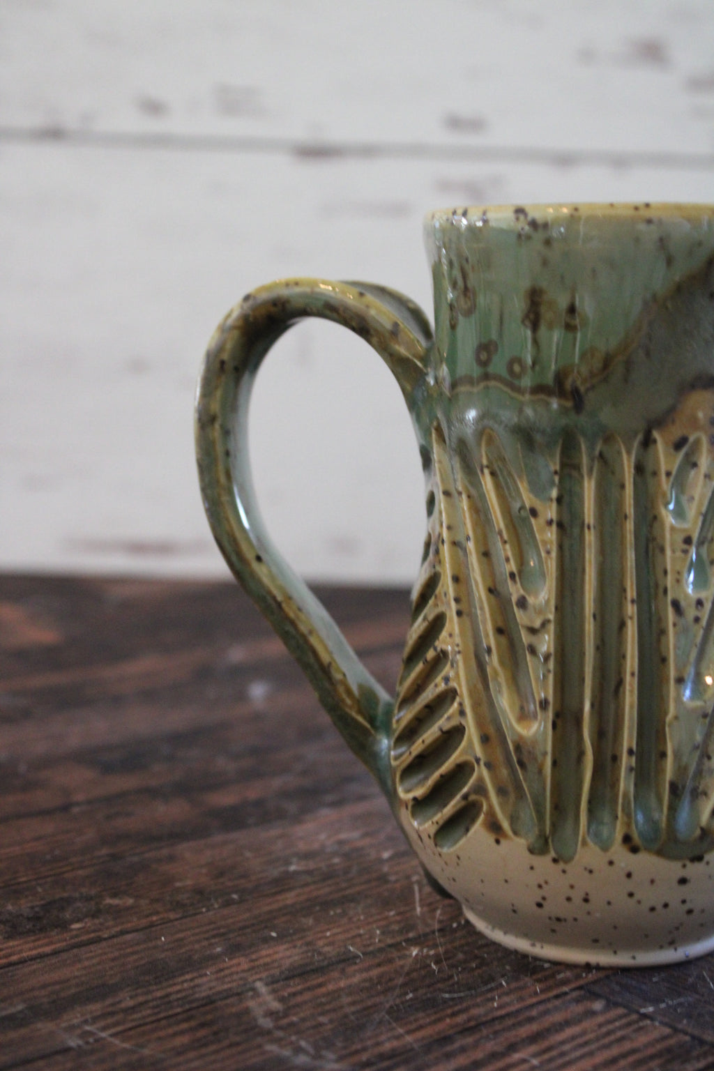 Forest CrIss Cross Carved Mug