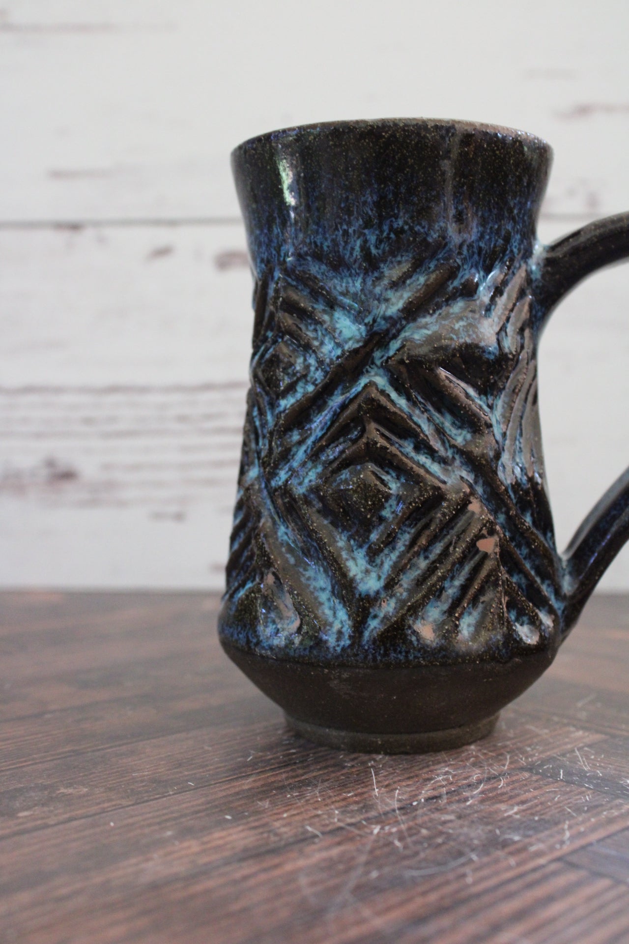 Bioluminecent CrissCross Mug