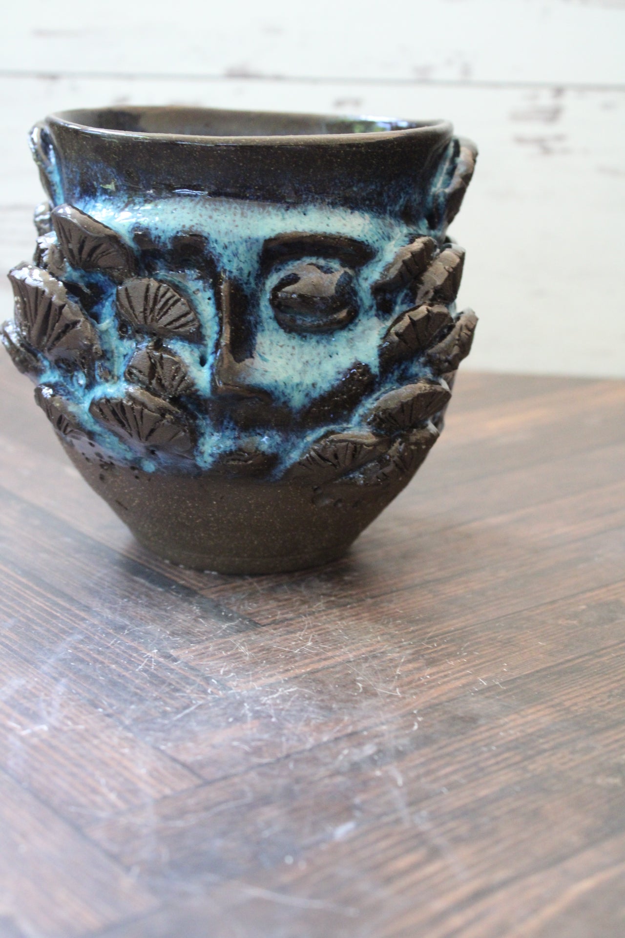 Bioluminance Terra Meter Vessel