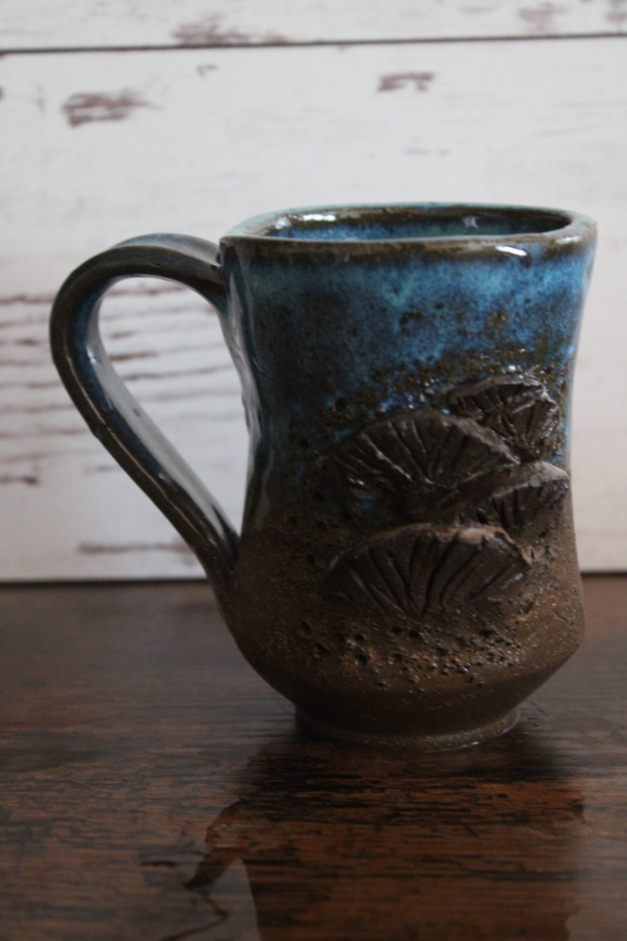 Bio luminances Moss Lycan Mug