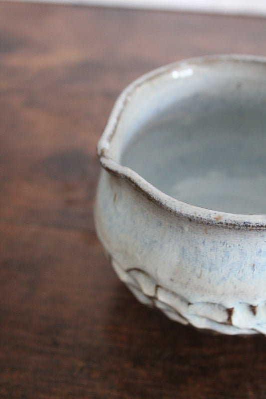 Snowy on the Rocks Tea Bowl