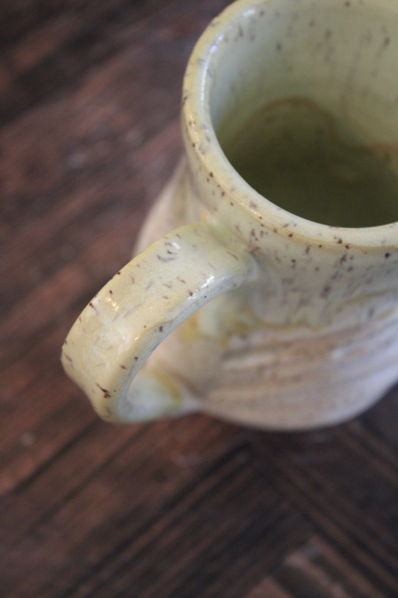 Canary Wave Lines Mug