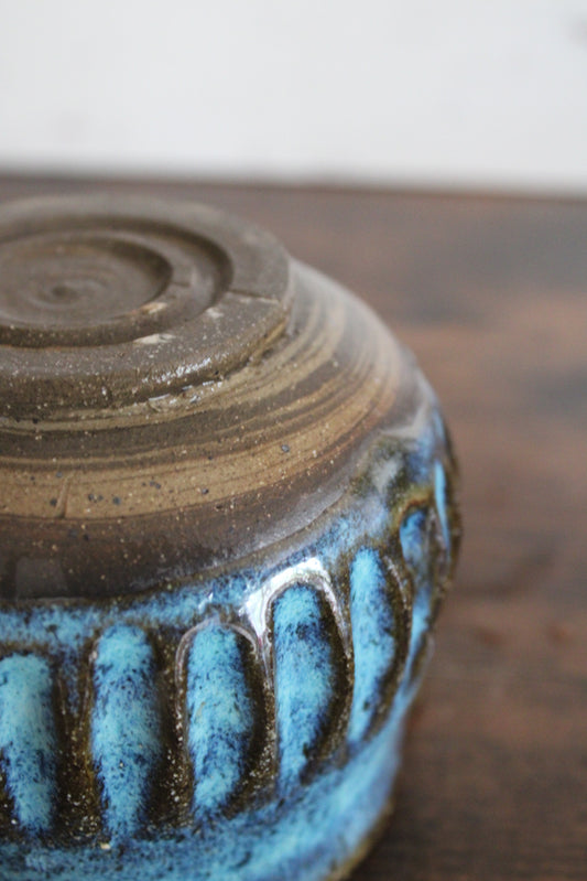 Bioluminesence Thick Lines Tea Bowl