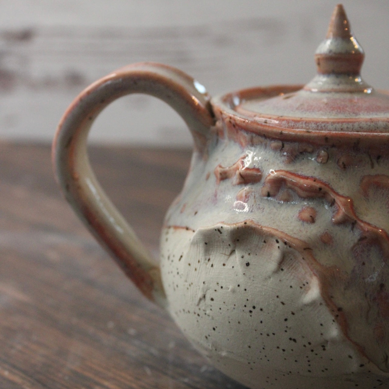 Personal Kimchi Wave Tea Pot