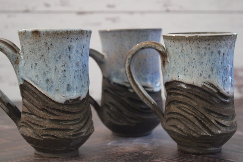 Snowy Wave Carved Mugs