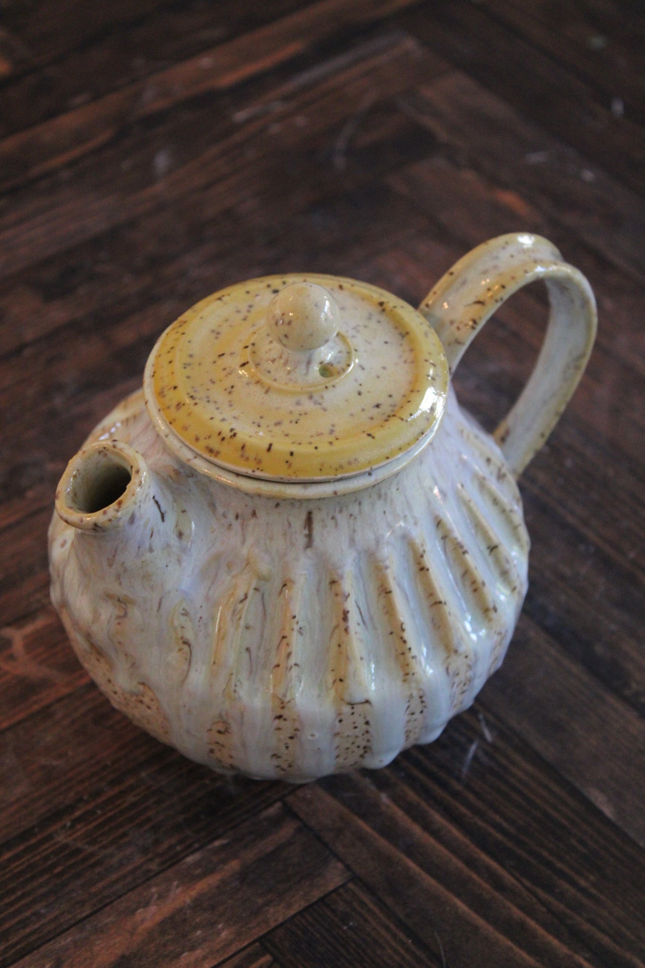 Sun Shine Tea Pot