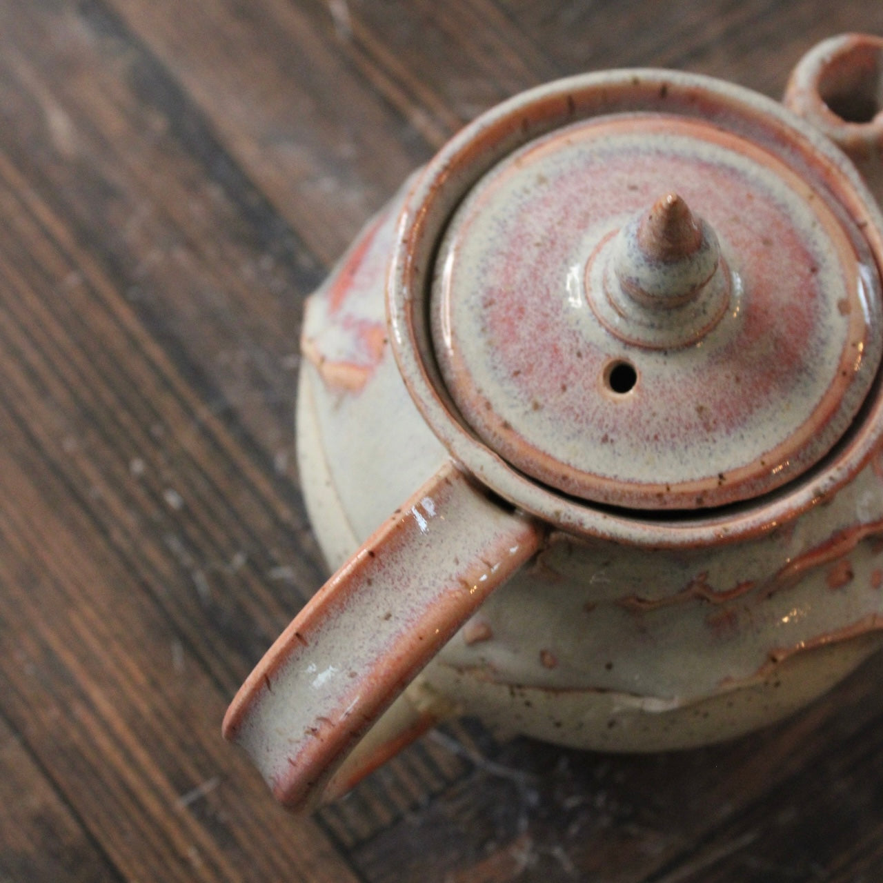 Personal Kimchi Wave Tea Pot
