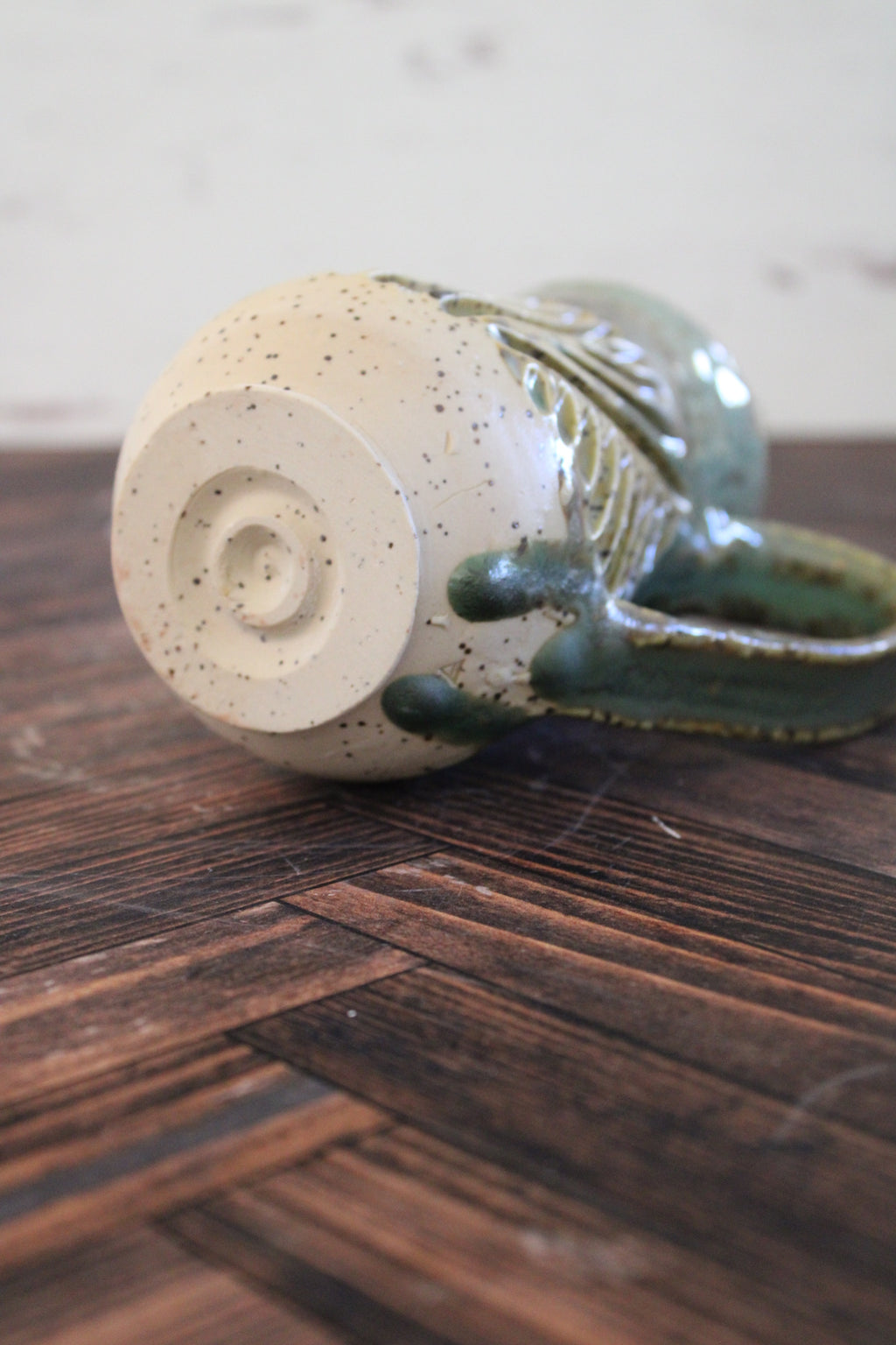 Forest CrIss Cross Carved Mug