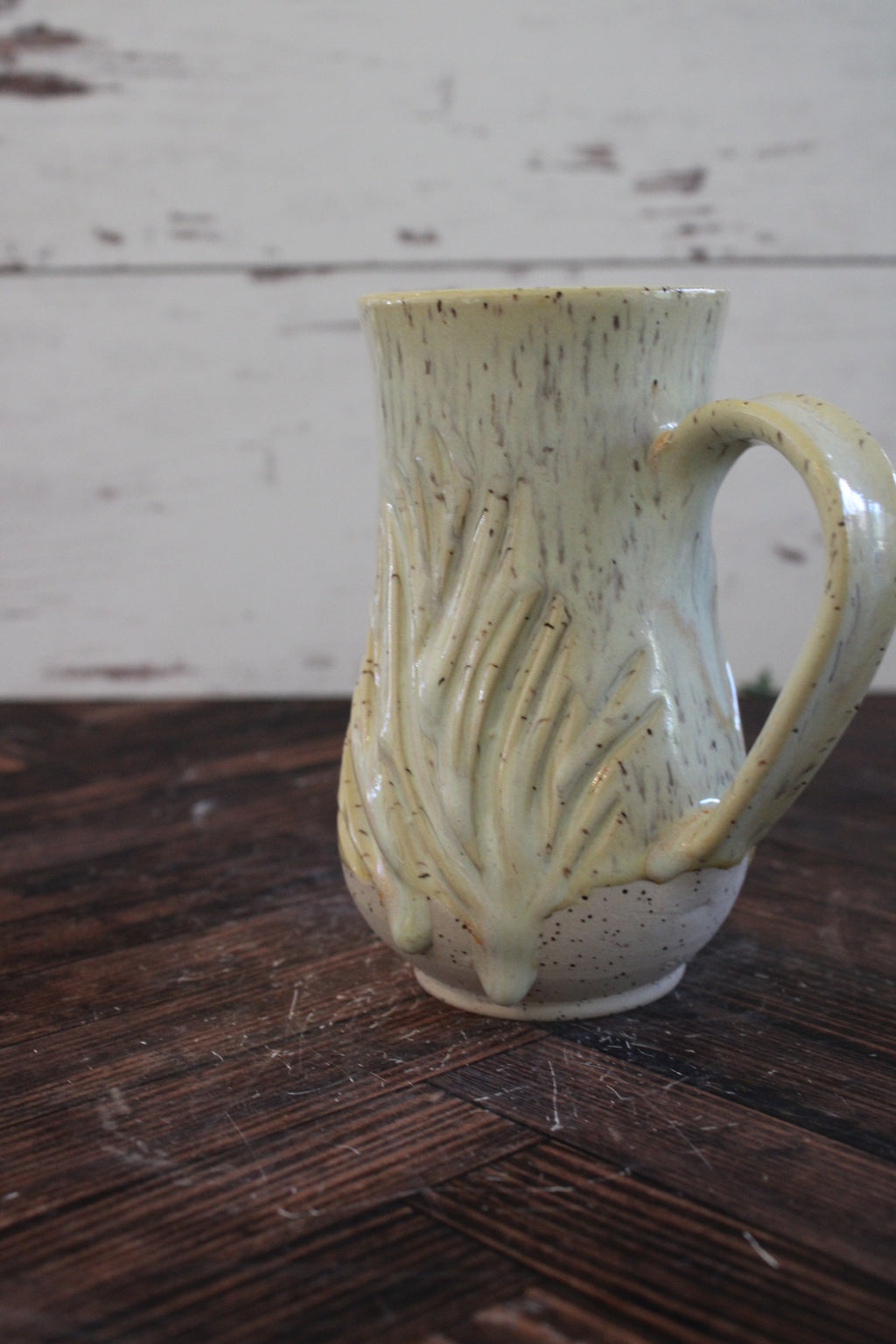 Canary Wave Lines Mug