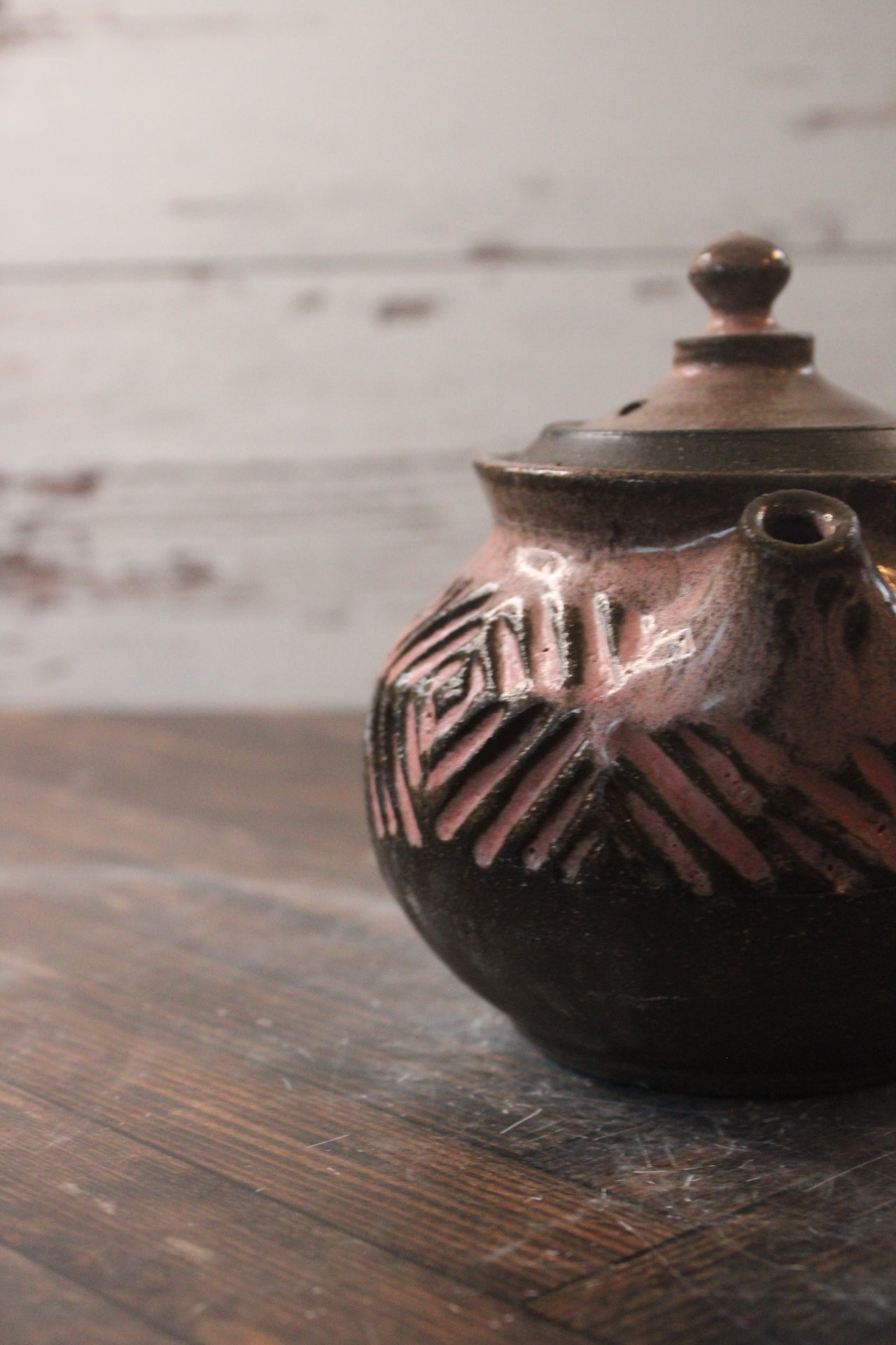 Personal Punk Pink Cross Cross Tea Pot