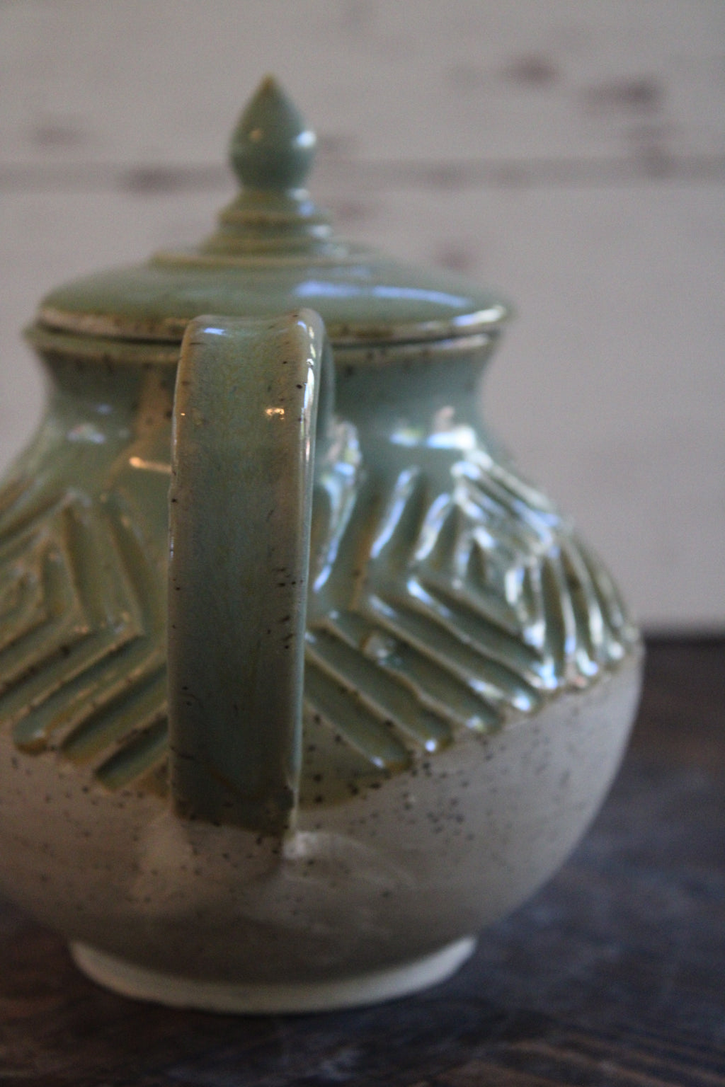 Sea Foam Criss Cross Tea Pot