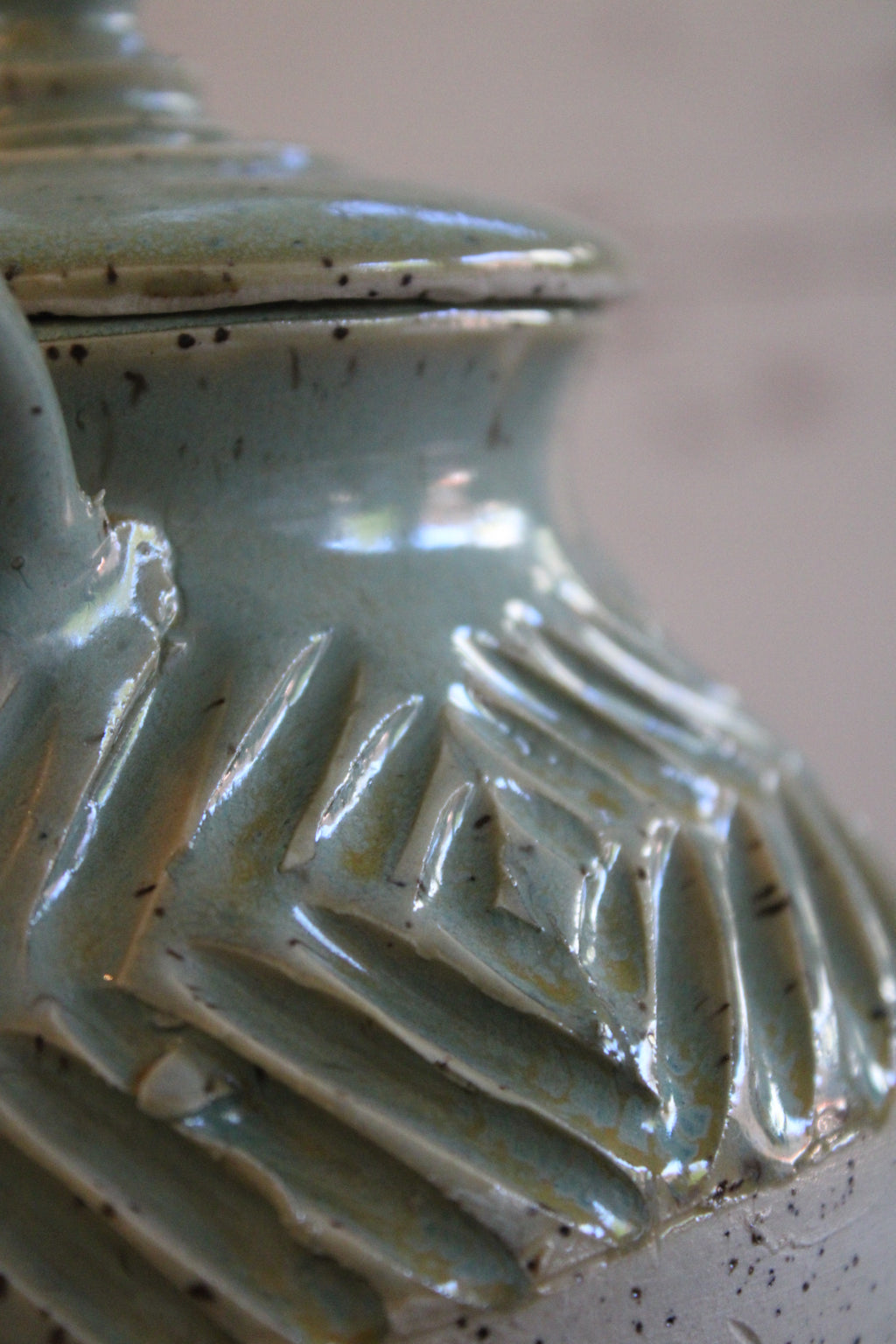 Sea Foam Criss Cross Tea Pot