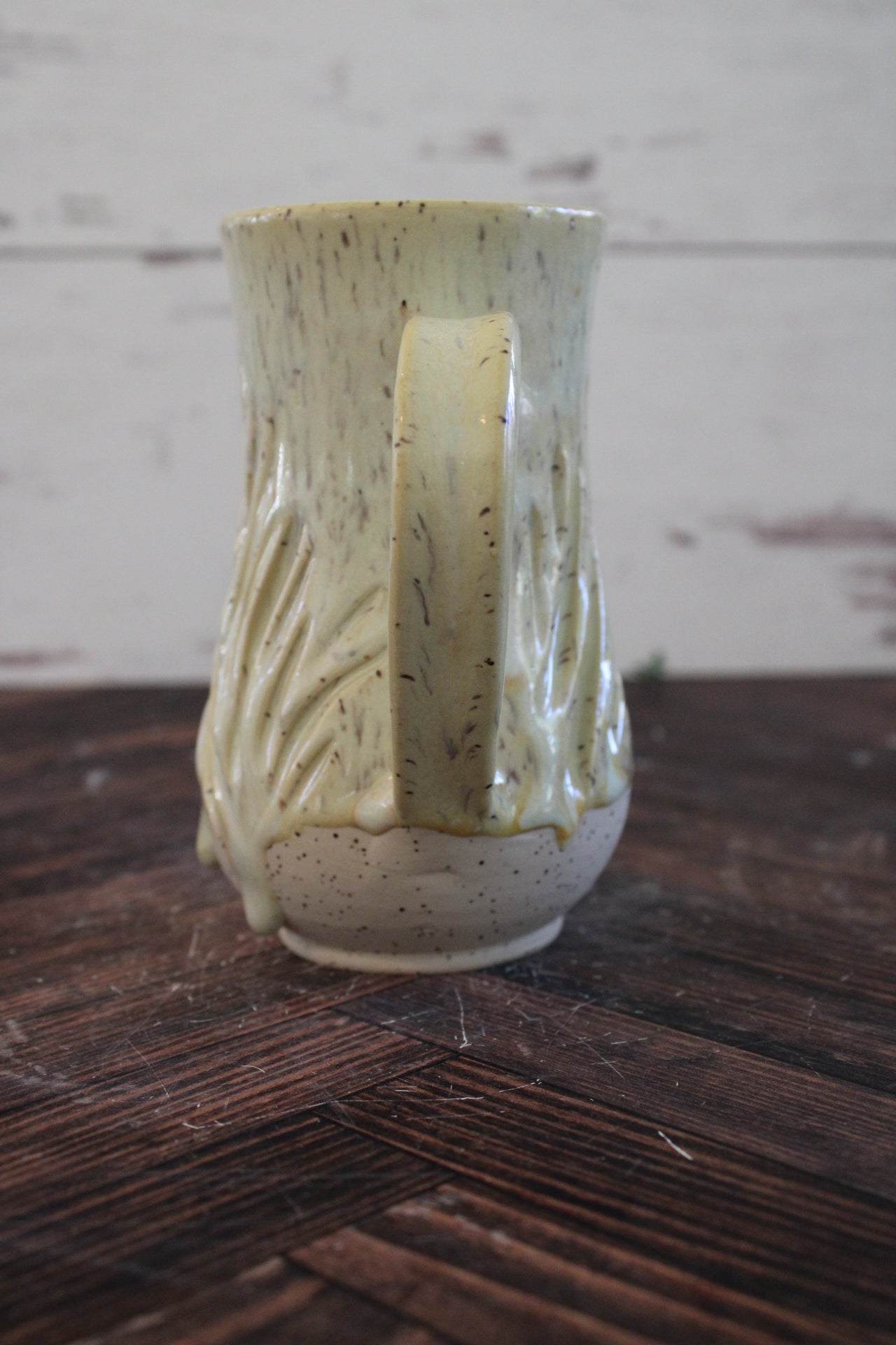 Canary Wave Lines Mug