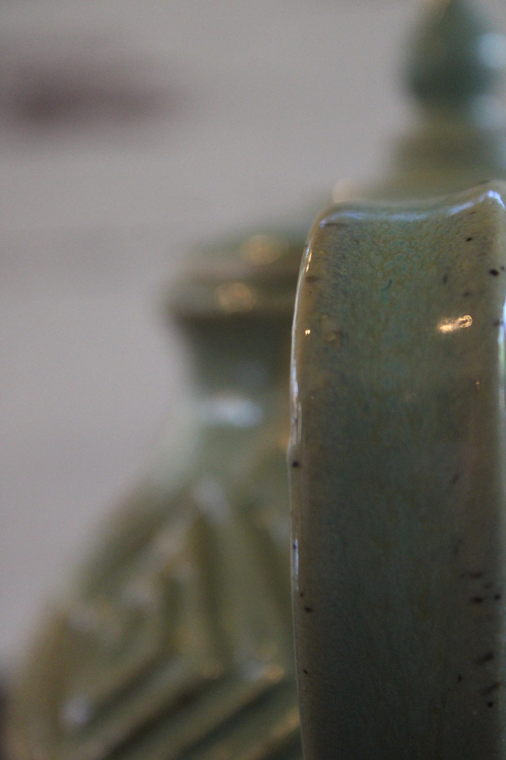 Sea Foam Criss Cross Tea Pot