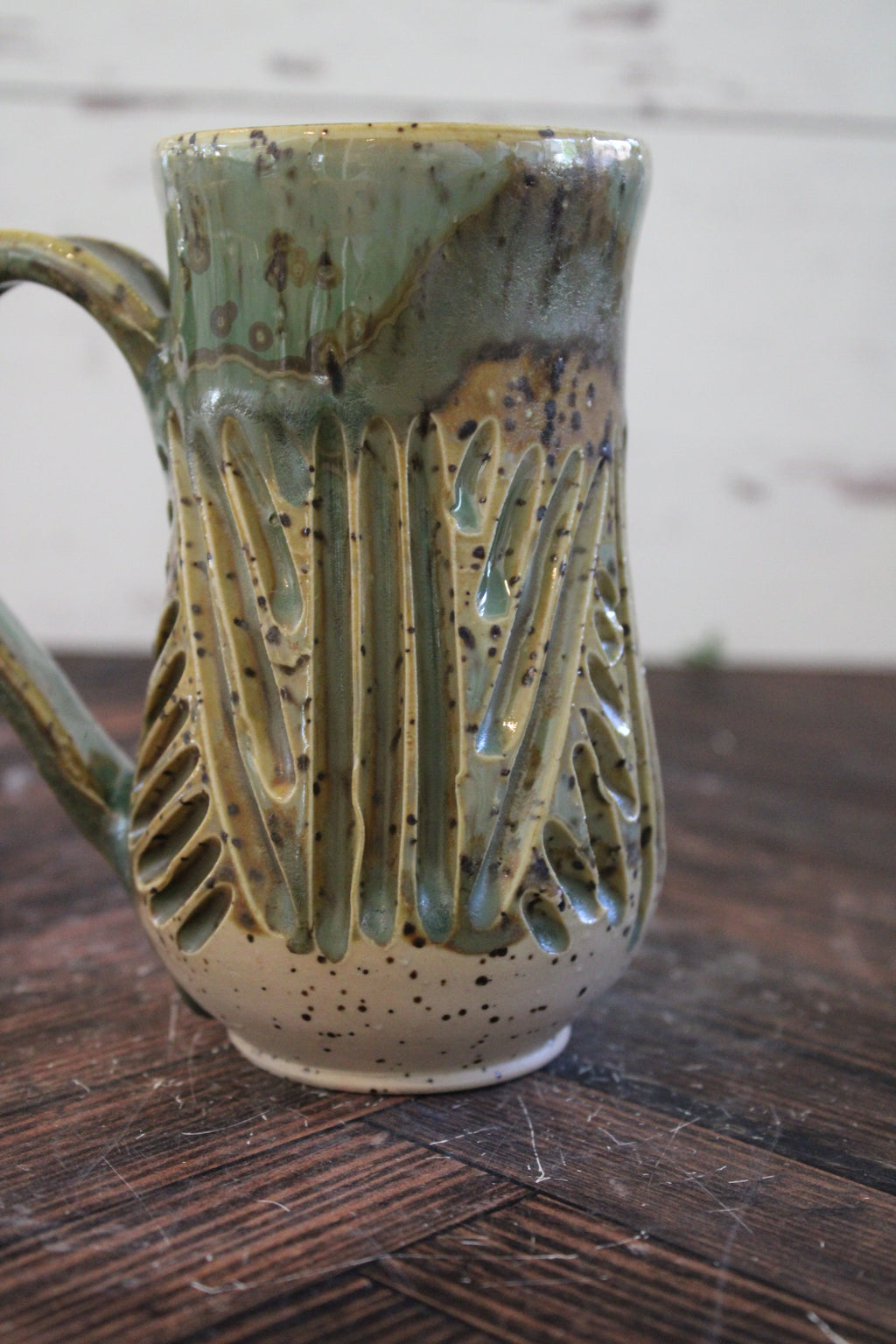 Forest CrIss Cross Carved Mug