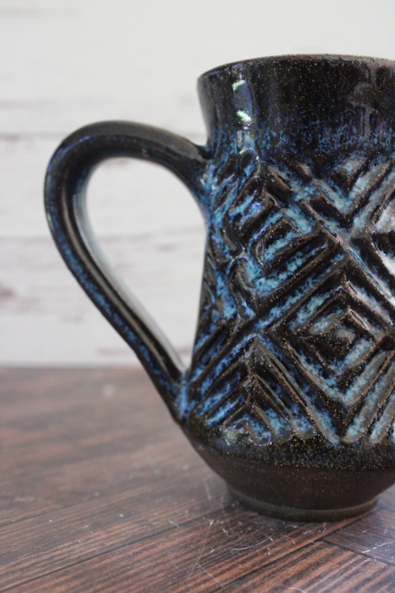 Bioluminecent CrissCross Mug