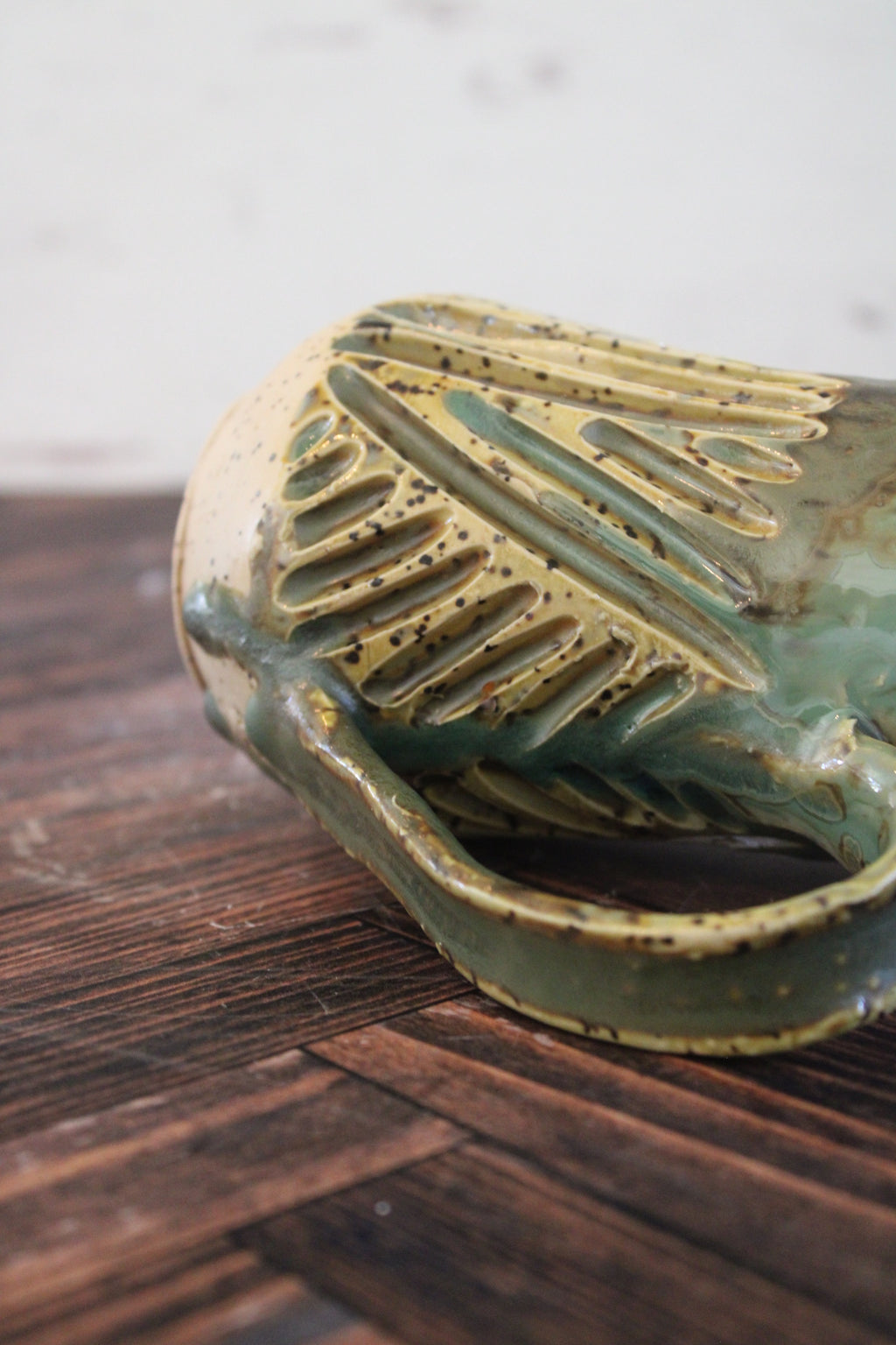 Forest CrIss Cross Carved Mug