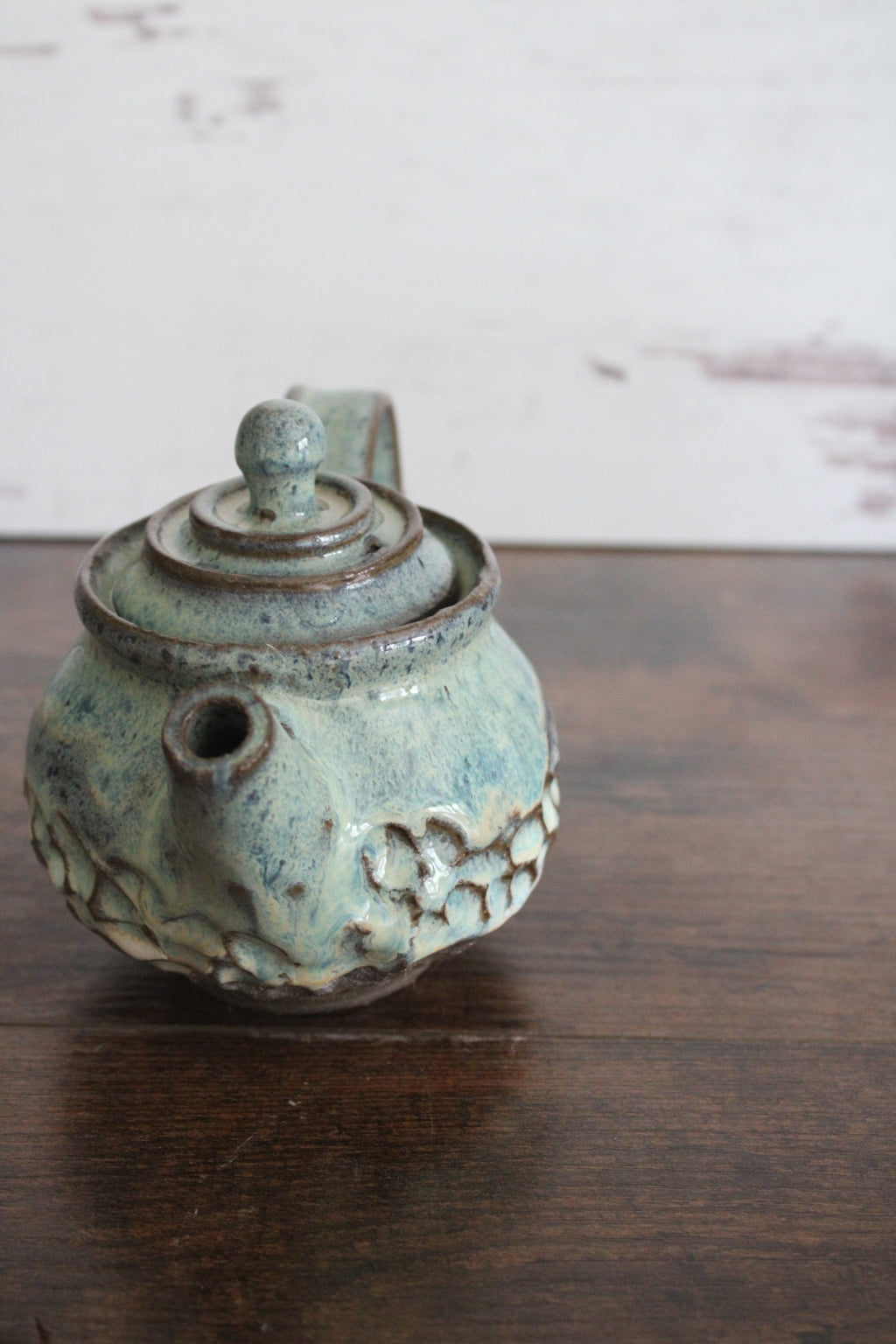 Mini Personal Sea Foam On The Rocks Tea Pot