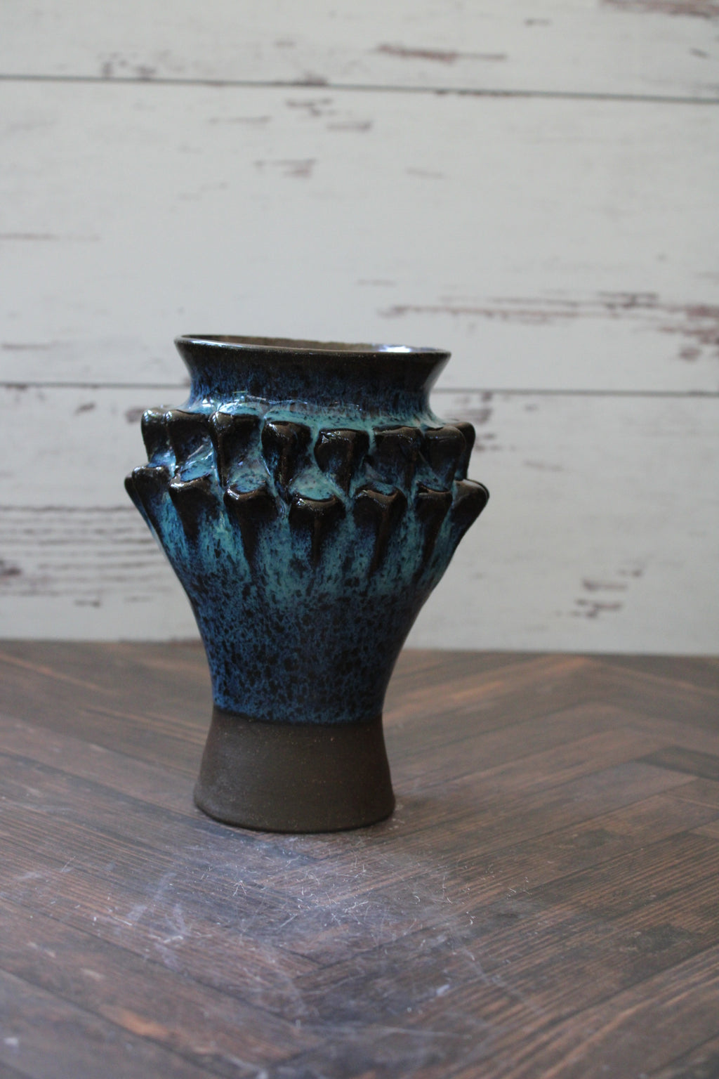 Bioluminance Urchin Vessel