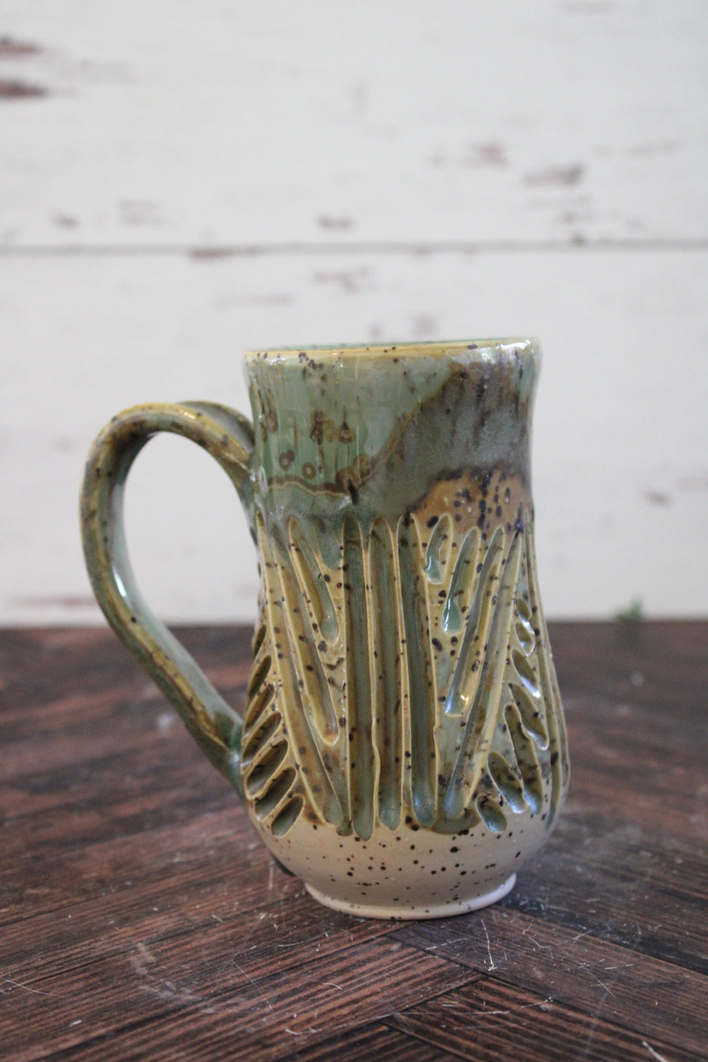 Forest CrIss Cross Carved Mug