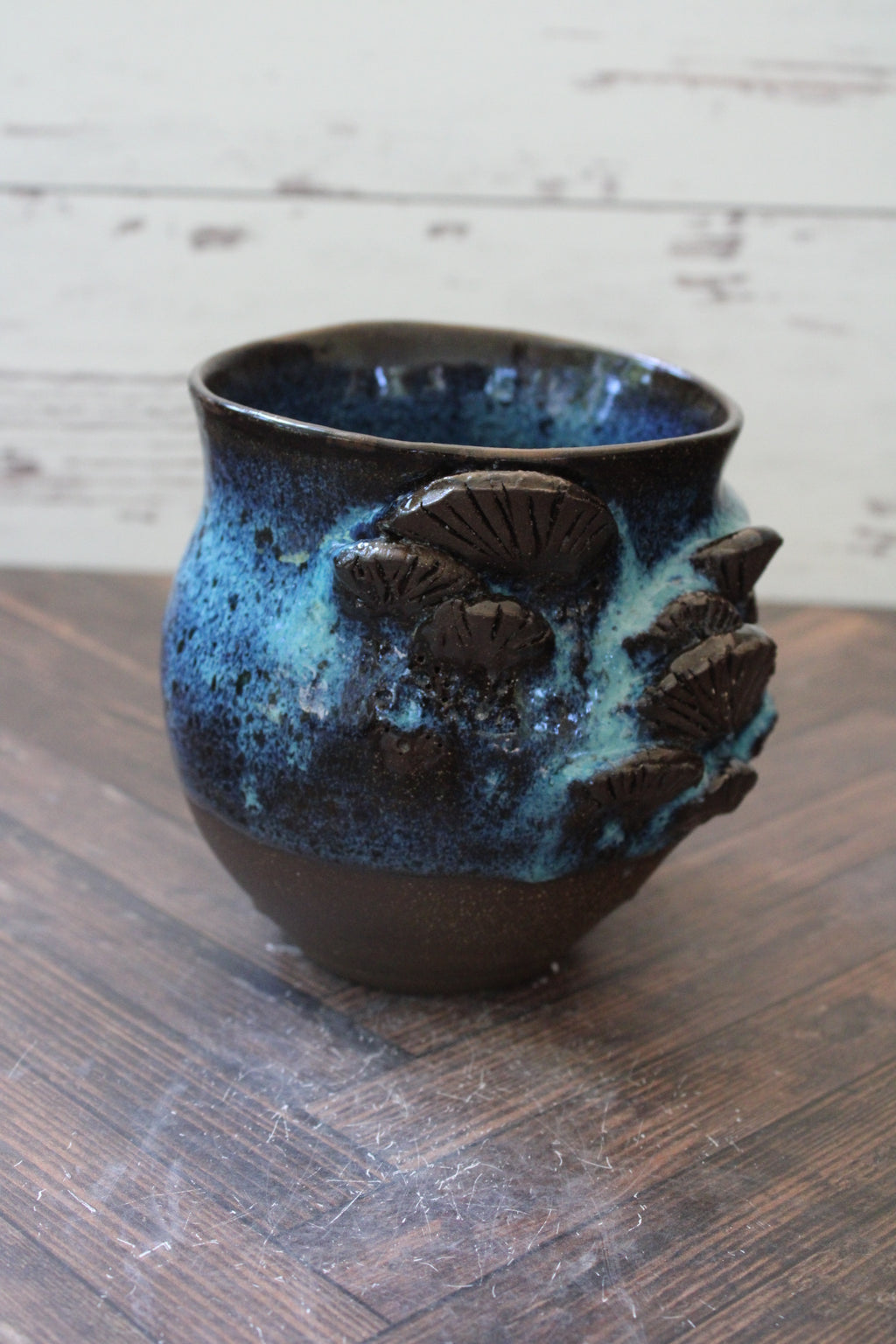 Bioluminance Terra Meter Vessel