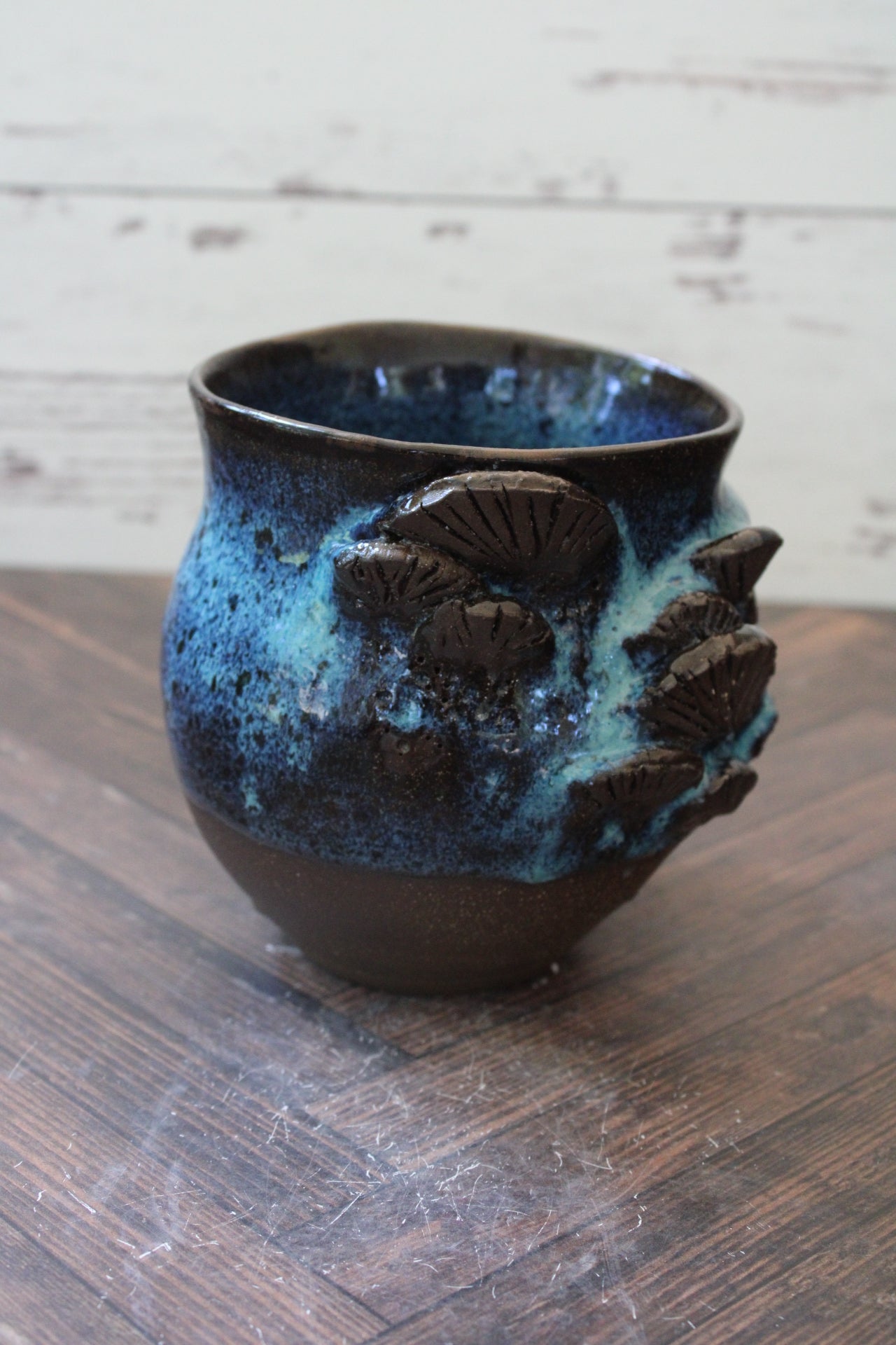 Bioluminance Terra Meter Vessel