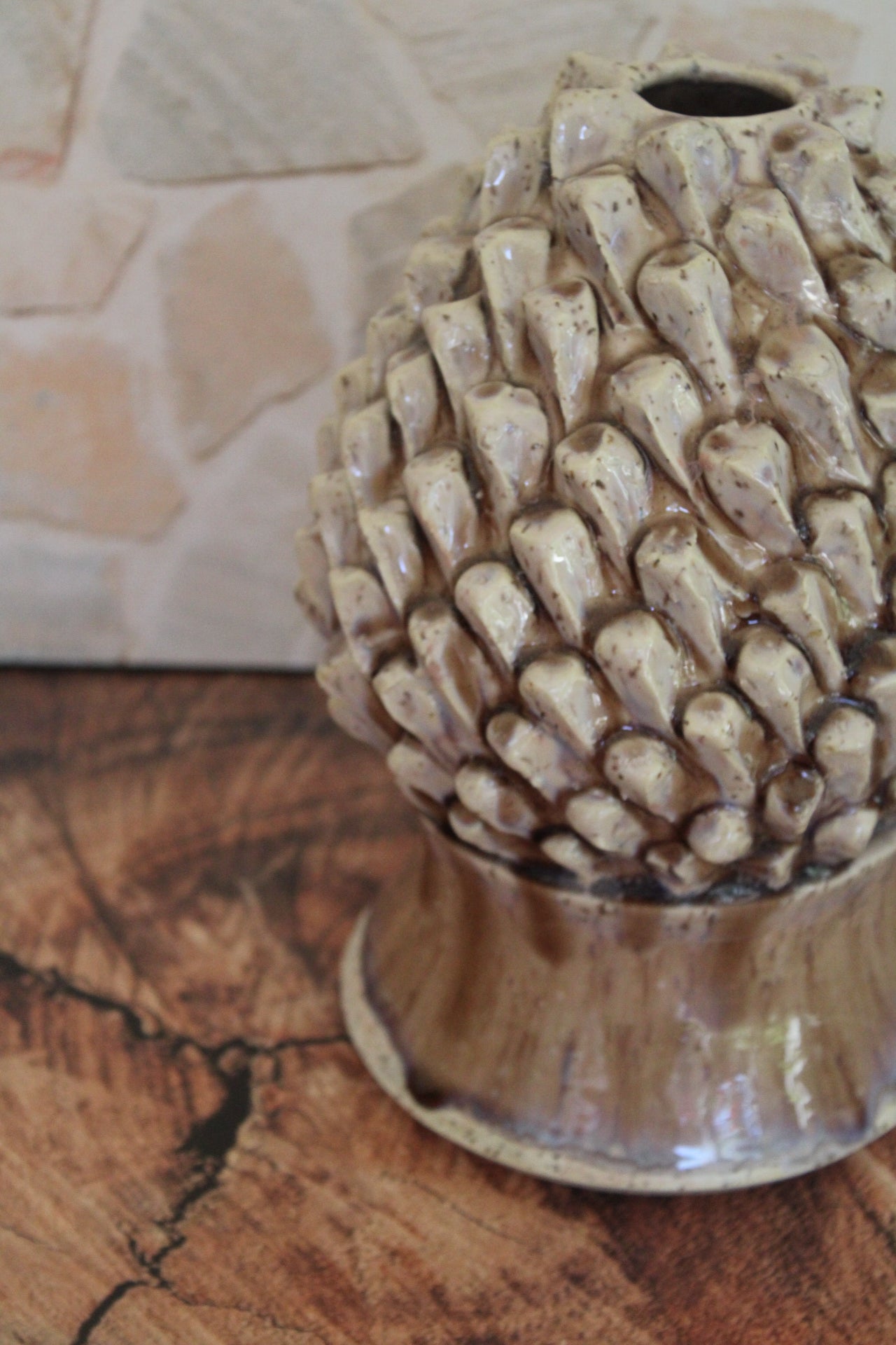 Mother of Pearl Artichoke Vessel