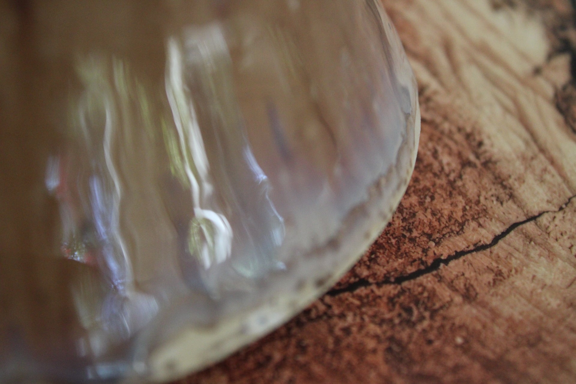 Mother of Pearl Artichoke Vessel