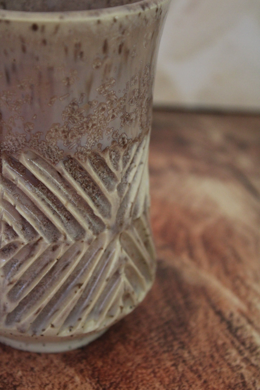 Mother of Pearl Criss Cross Mug