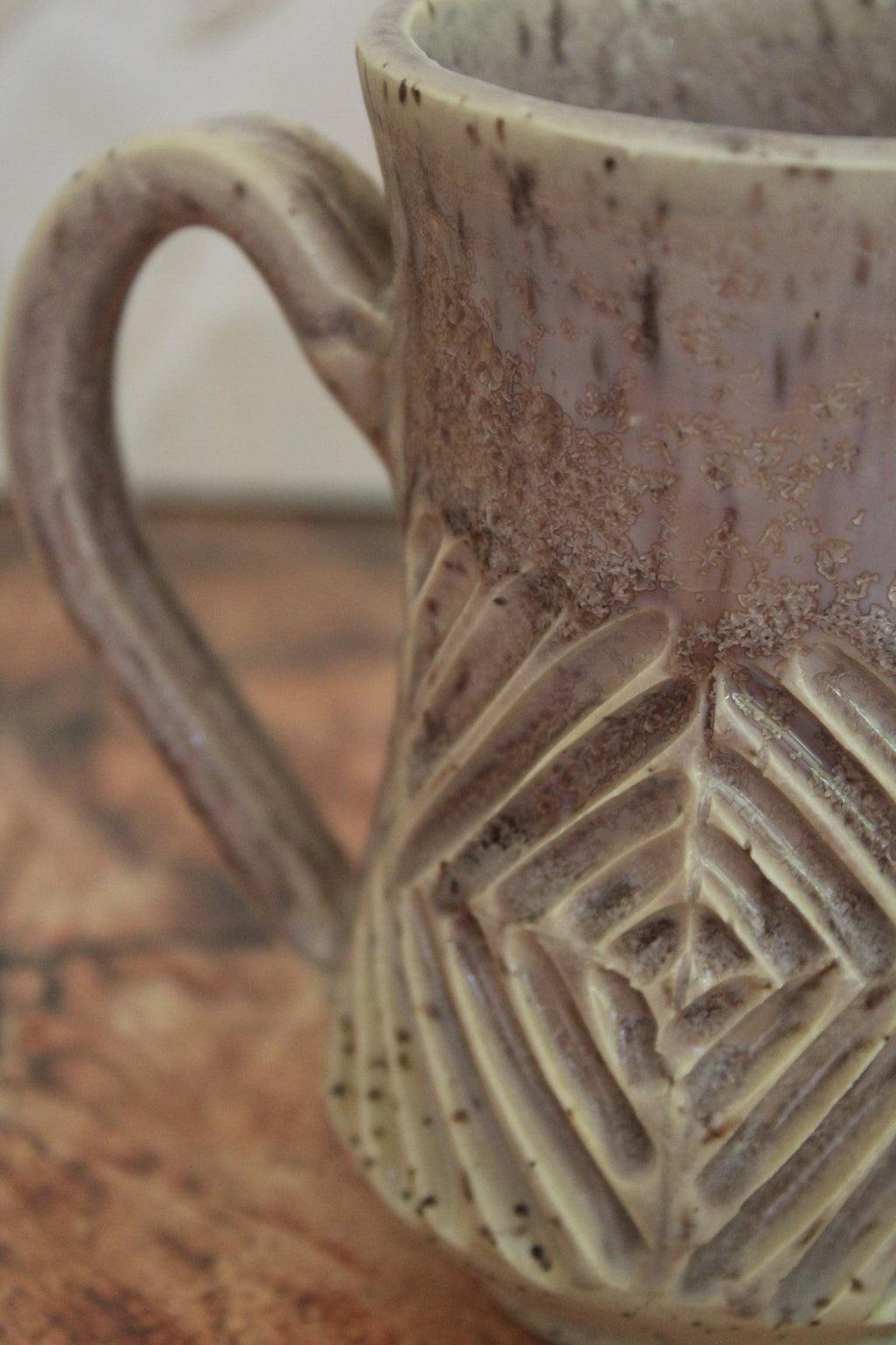 Mother of Pearl Criss Cross Mug