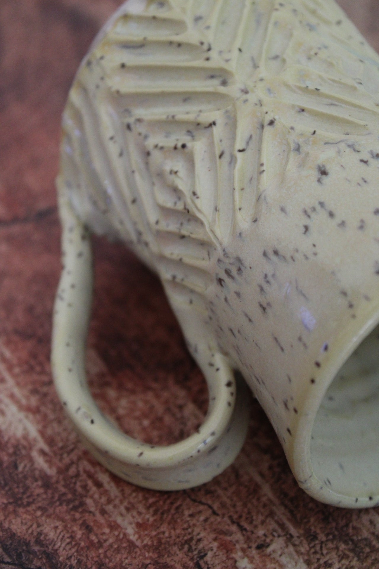 Canary Criss Cross Mug