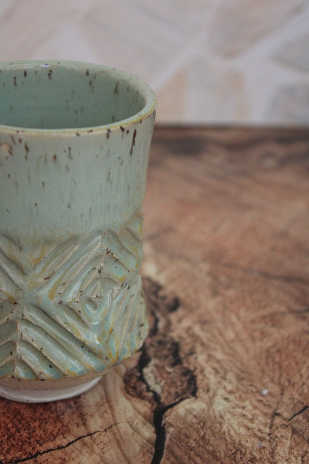Summer Sea Foam Criss Cross Tea Cup