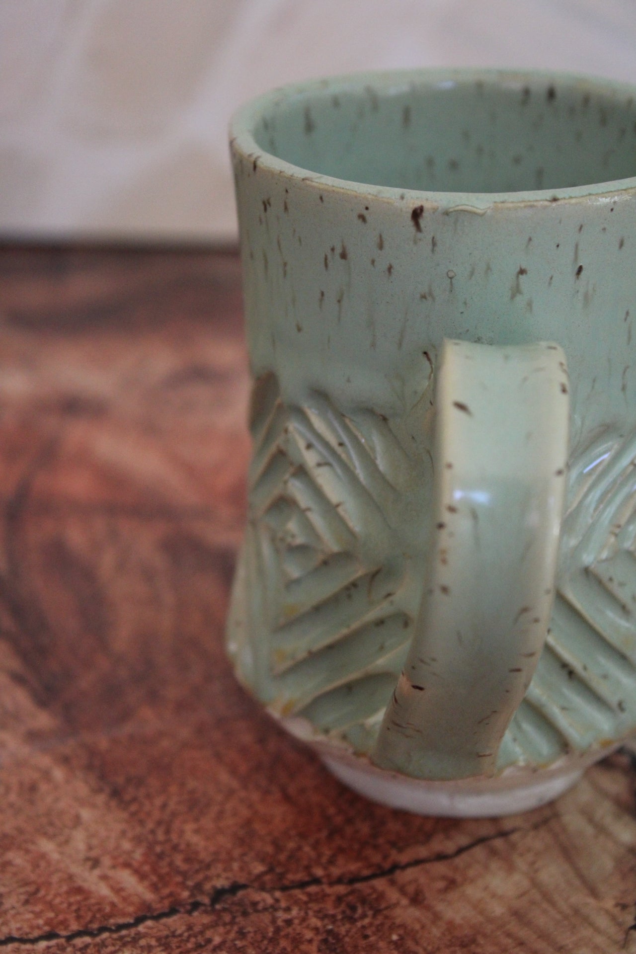 Summer Sea Foam Criss Cross Tea Cup