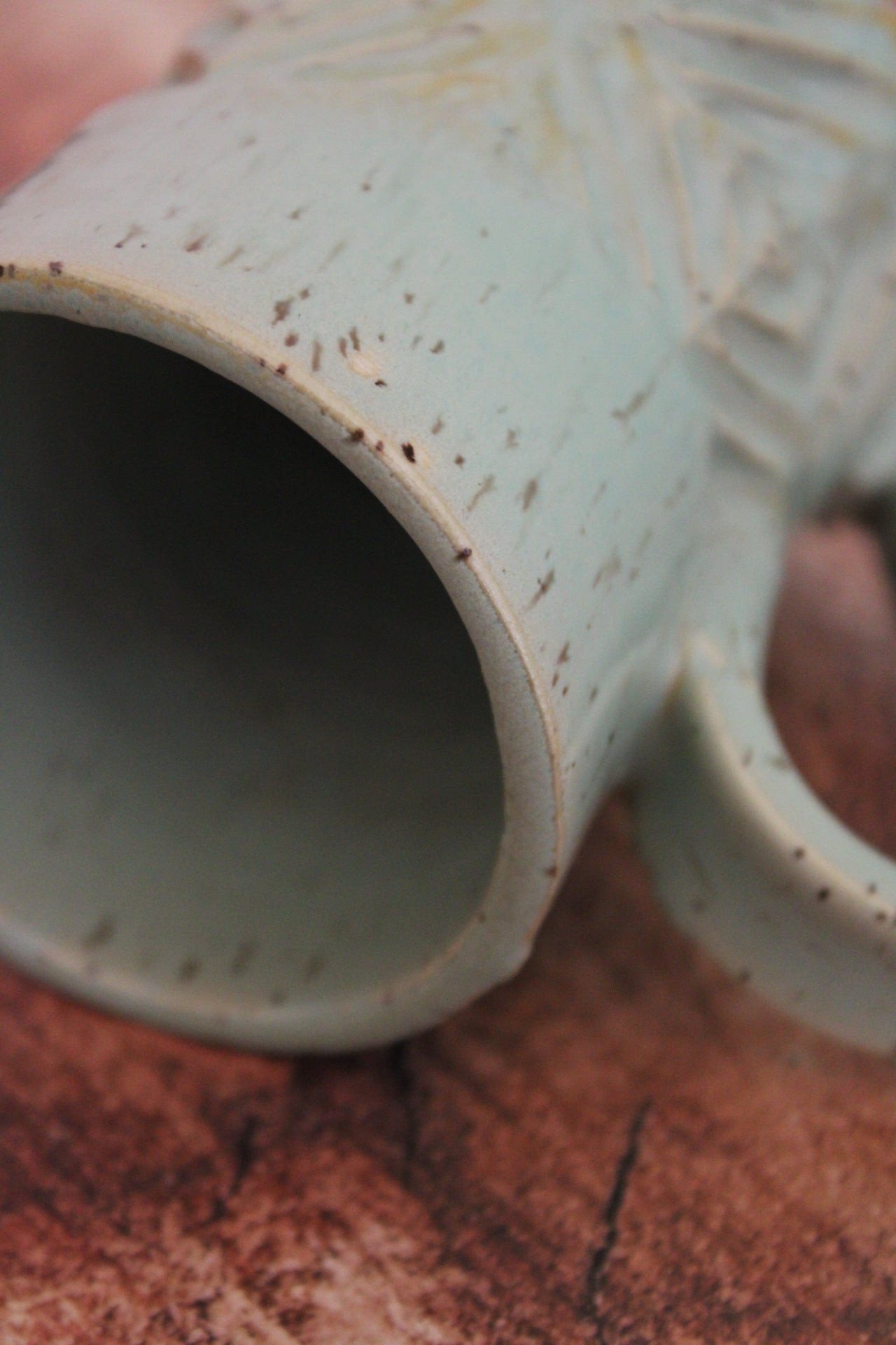 Summer Sea Foam Criss Cross Tea Cup