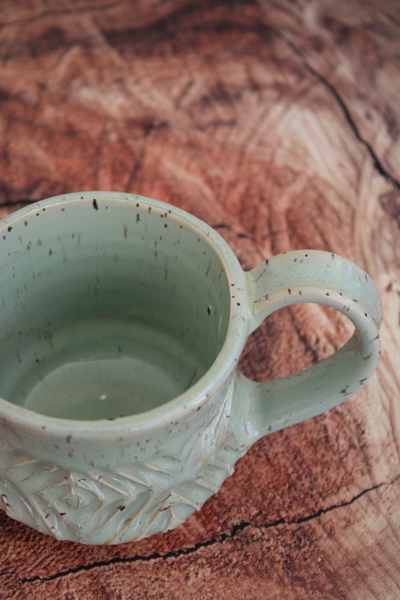 Summer Sea Foam Wide Mug: In Criss Cross