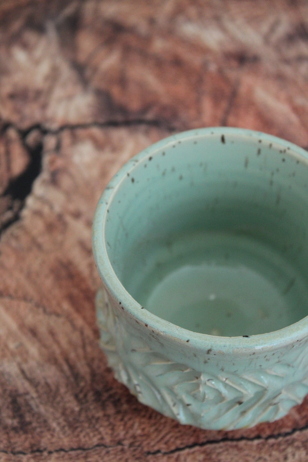 Summer Sea Foam Wide Mug: In Criss Cross