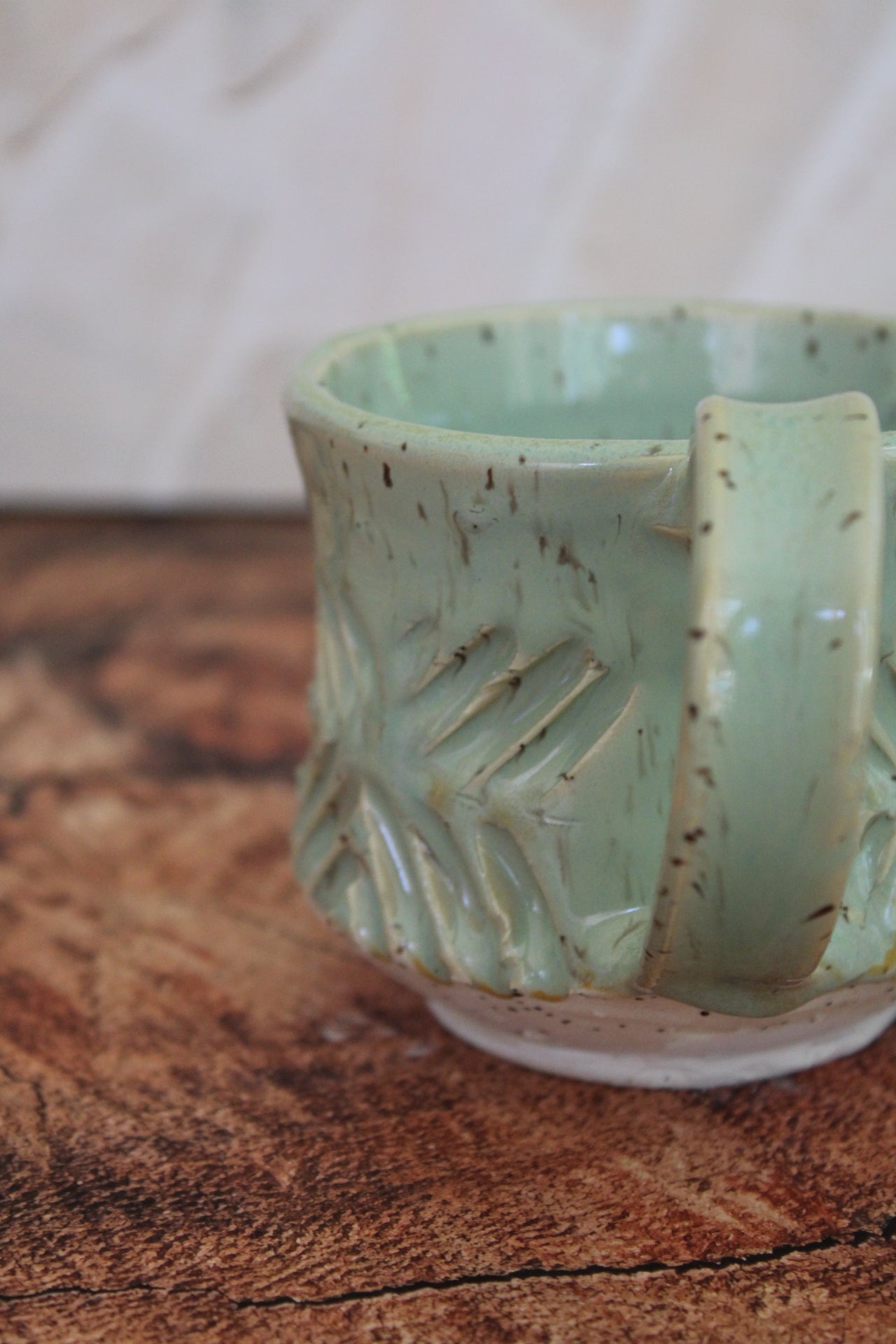 Summer Sea Foam Wide Mug: In Criss Cross