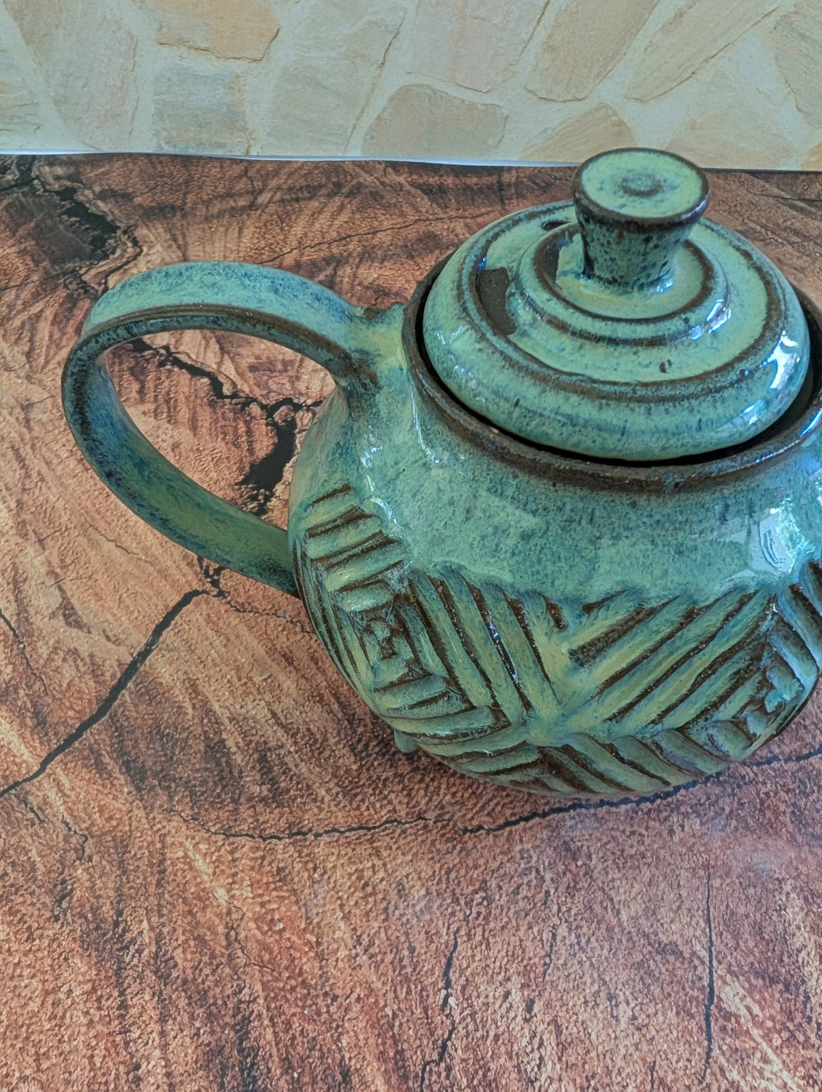 Large Sea Foam Criss Cross Tea Pot