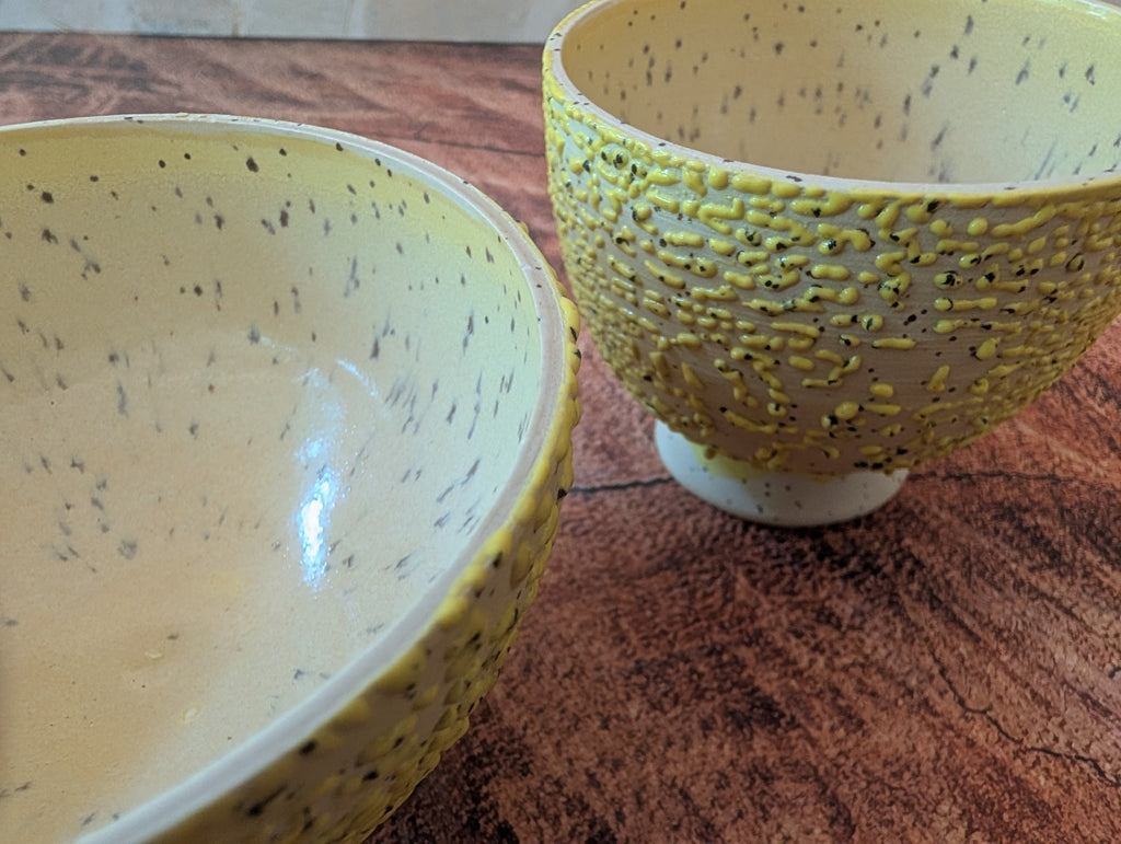 Trypophobia Canary Pedestal Matcha Set