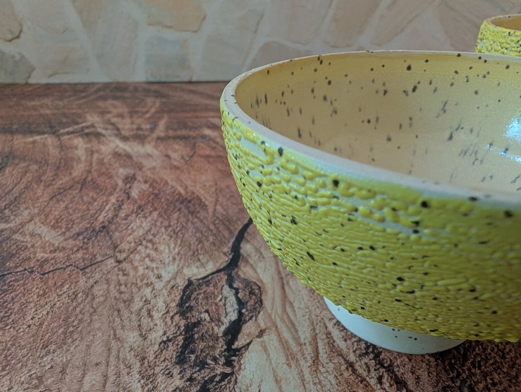 Trypophobia Canary Pedestal Matcha Set