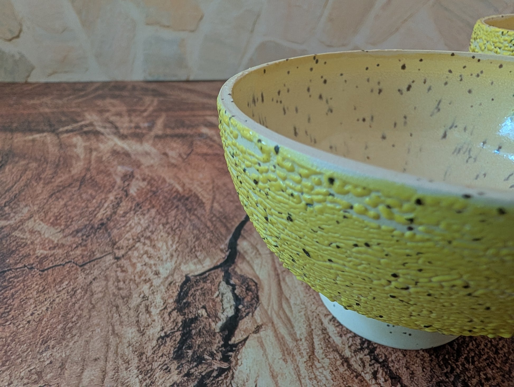 Trypophobia Canary Pedestal Matcha Set