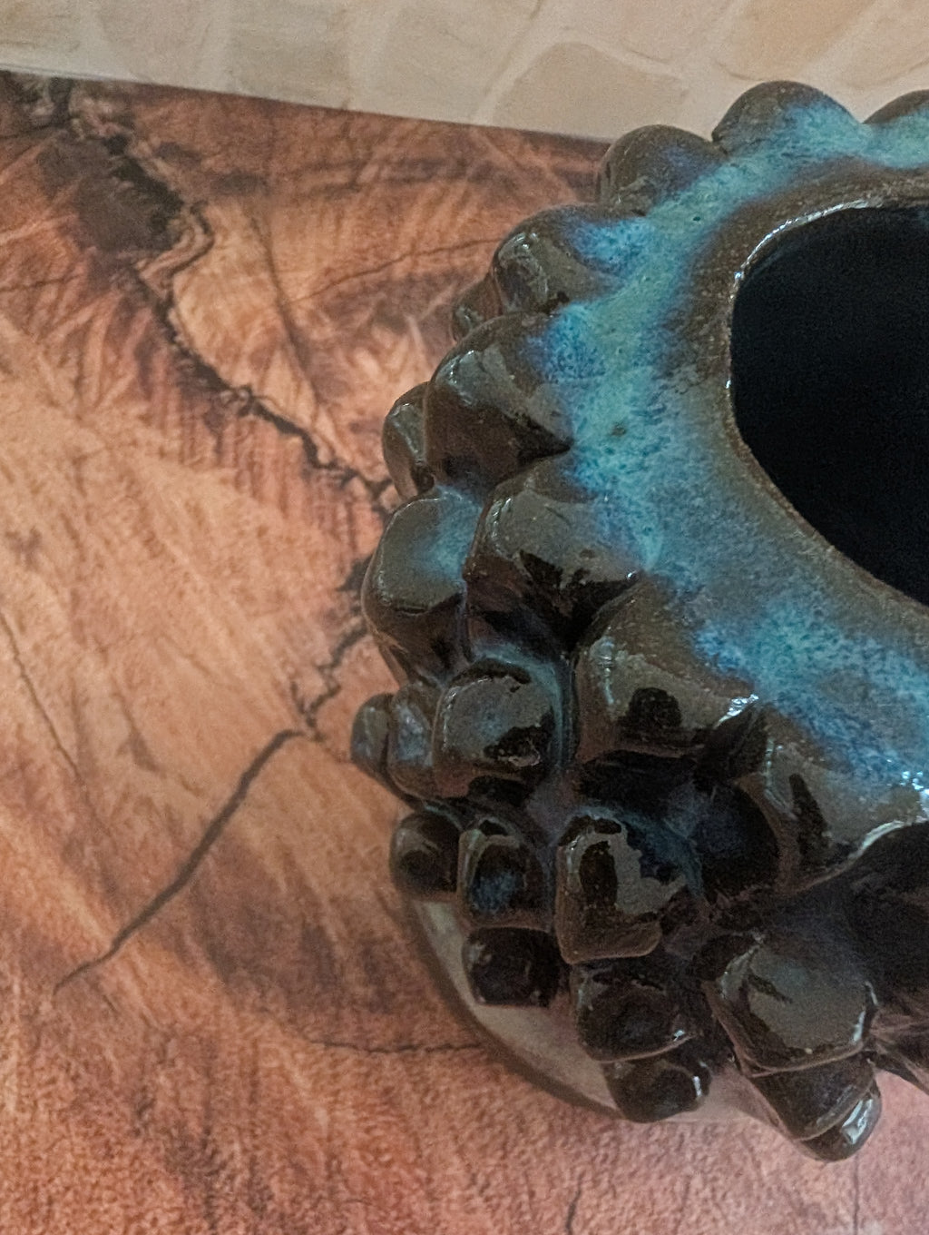 Straight BioLuminescent Vase