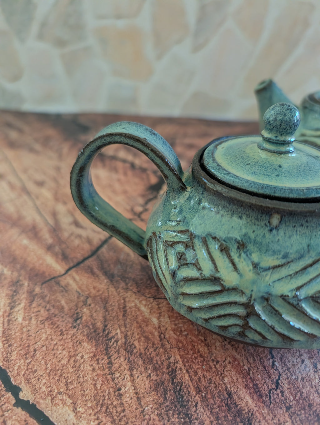 Small Sea Foam Criss Cross Tea Pot