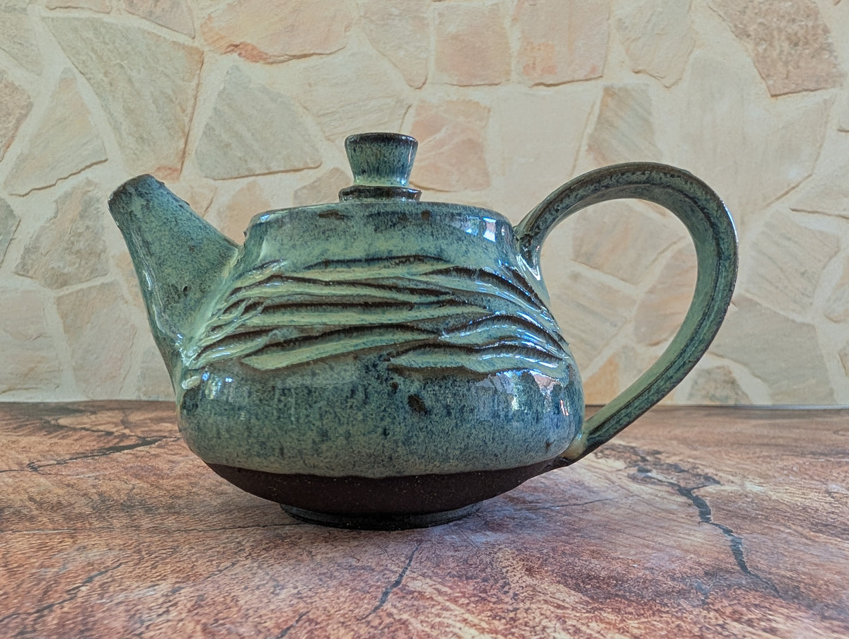 Small Sea Foam Wave Tea Pot