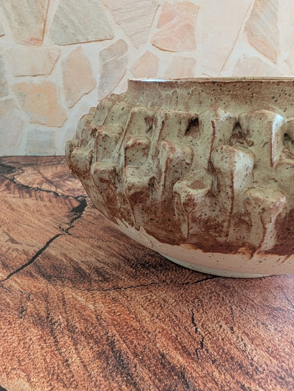 Chai Crown Vessel