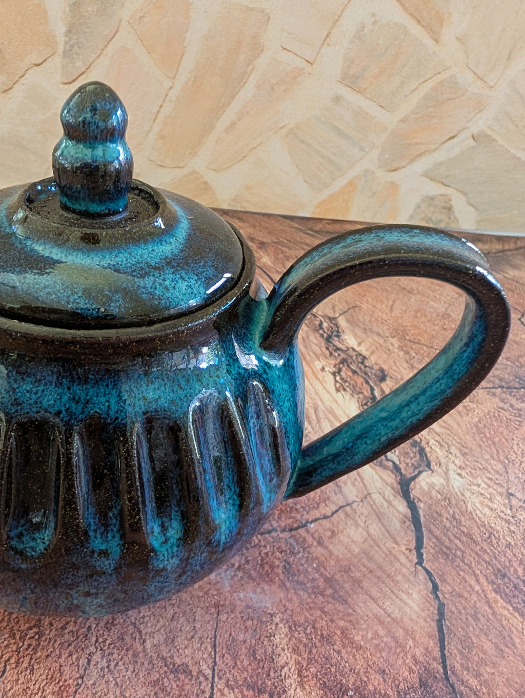 Bio Lum Thick Lines Tea Pot