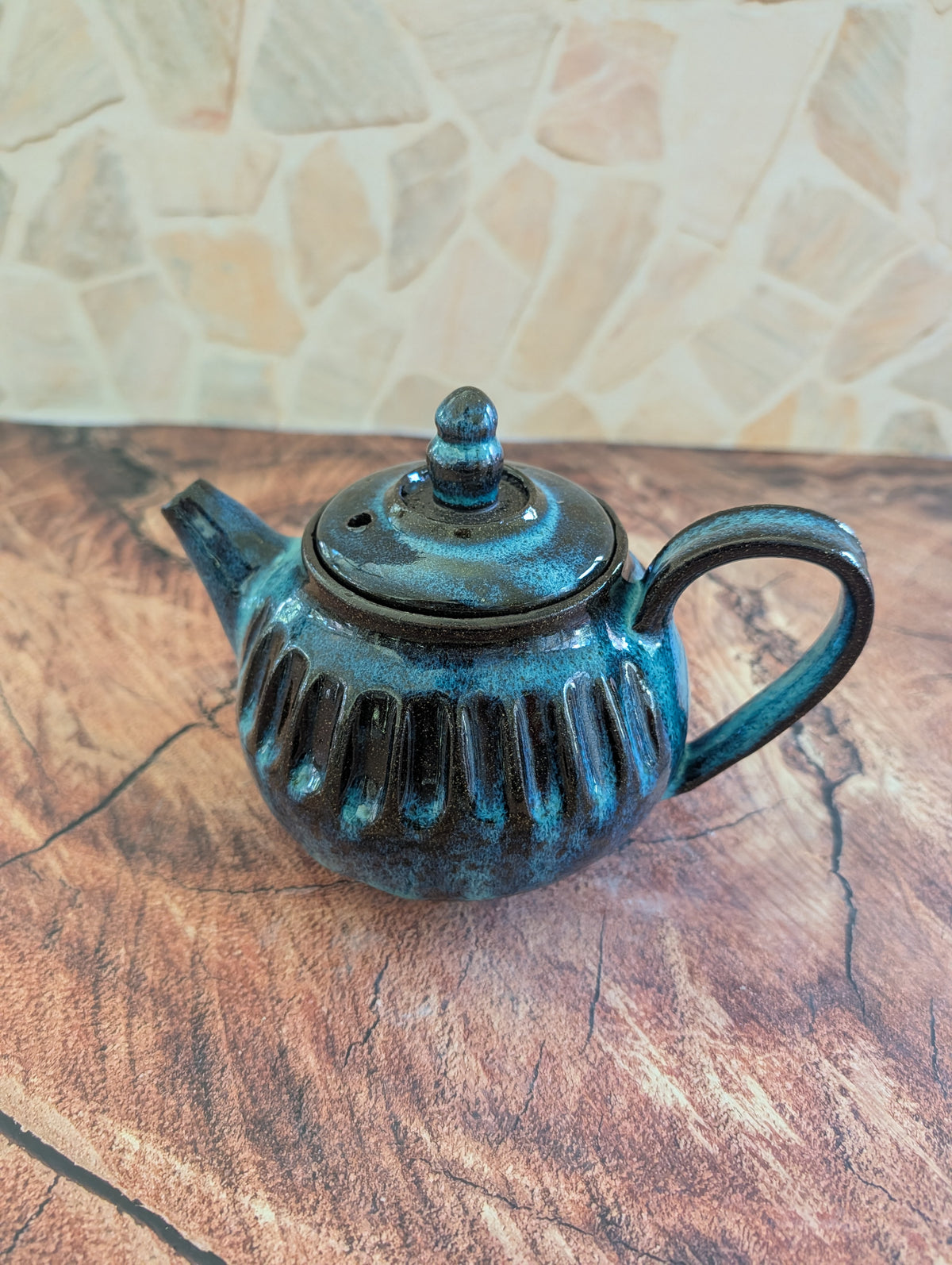 Bio Lum Thick Lines Tea Pot