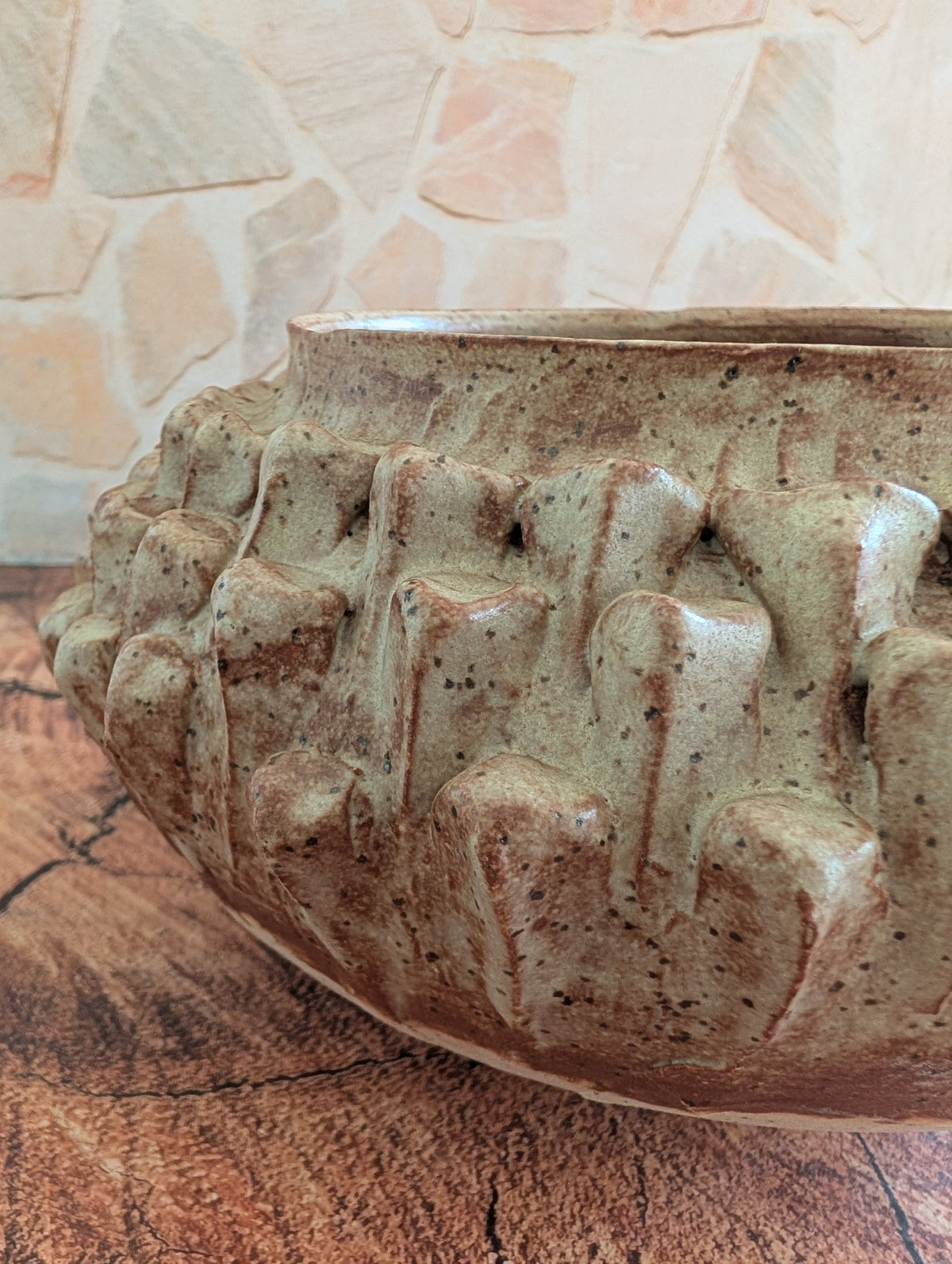 Chai Crown Vessel