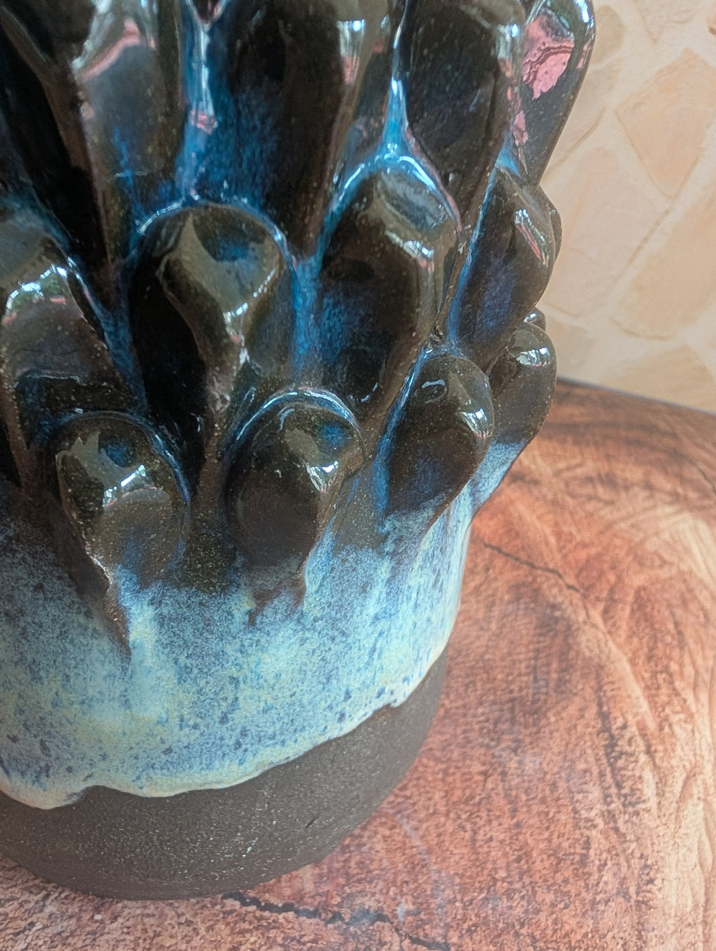 Straight BioLuminescent Vase